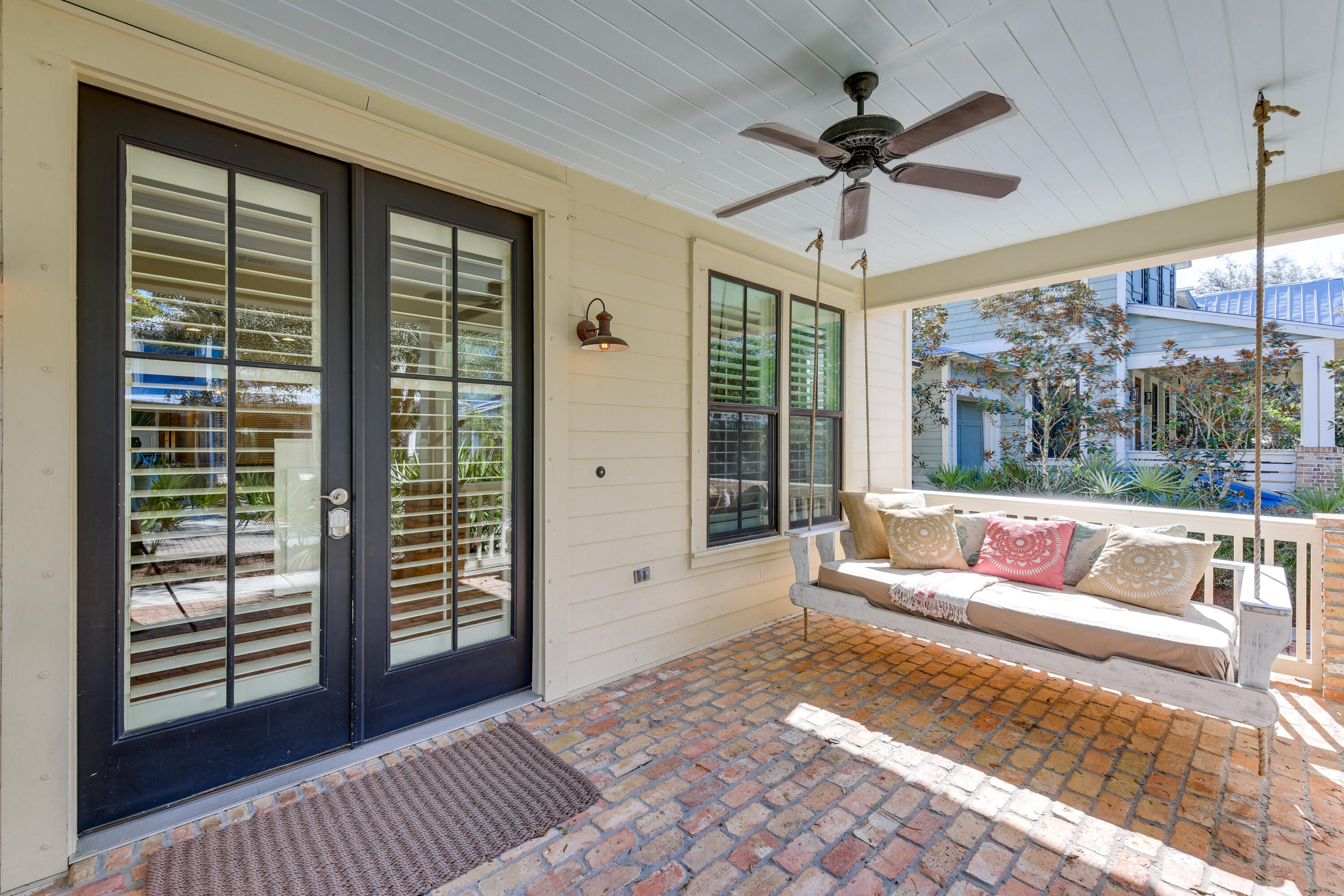 FOREST LAKES - Residential