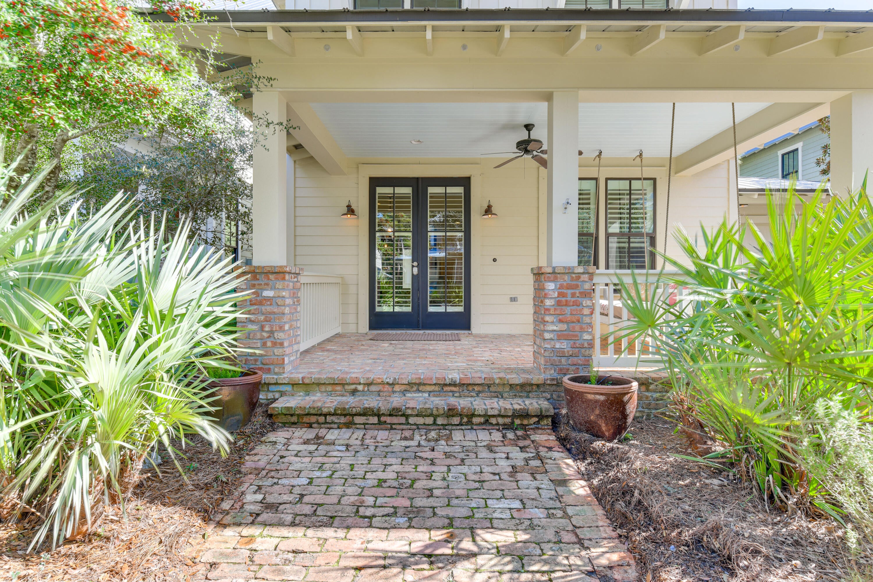 FOREST LAKES - Residential