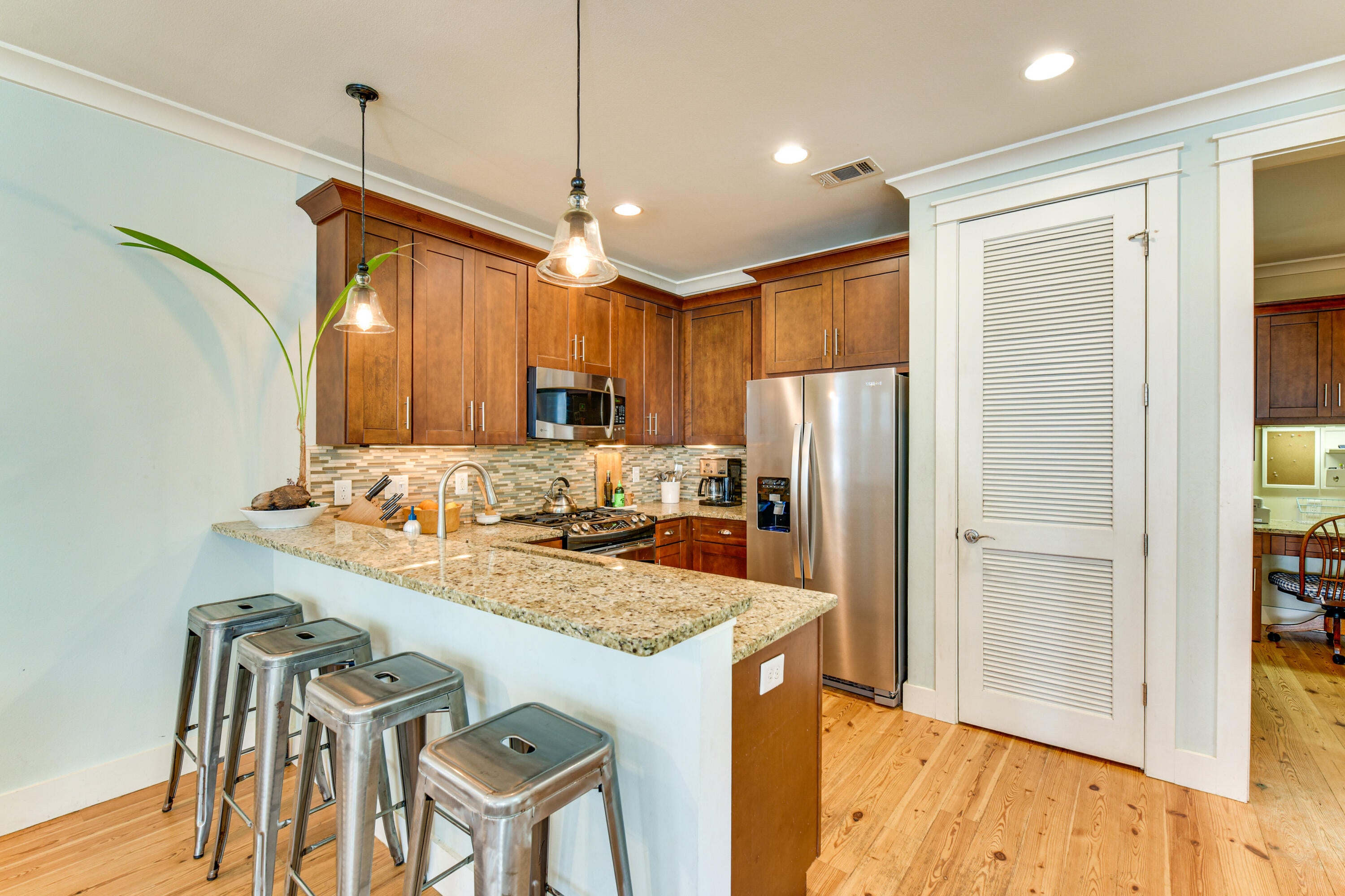 FOREST LAKES - Residential