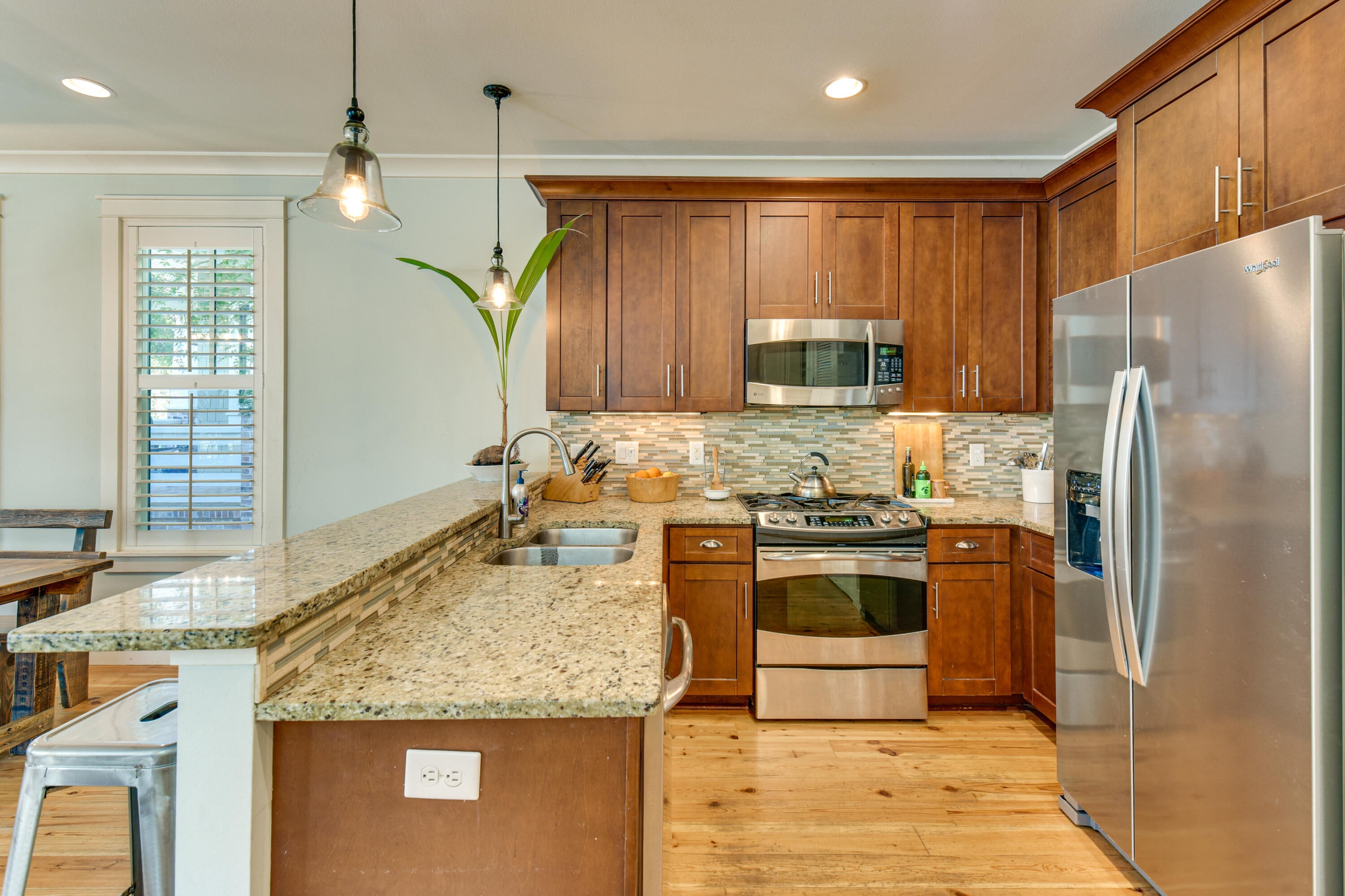 FOREST LAKES - Residential