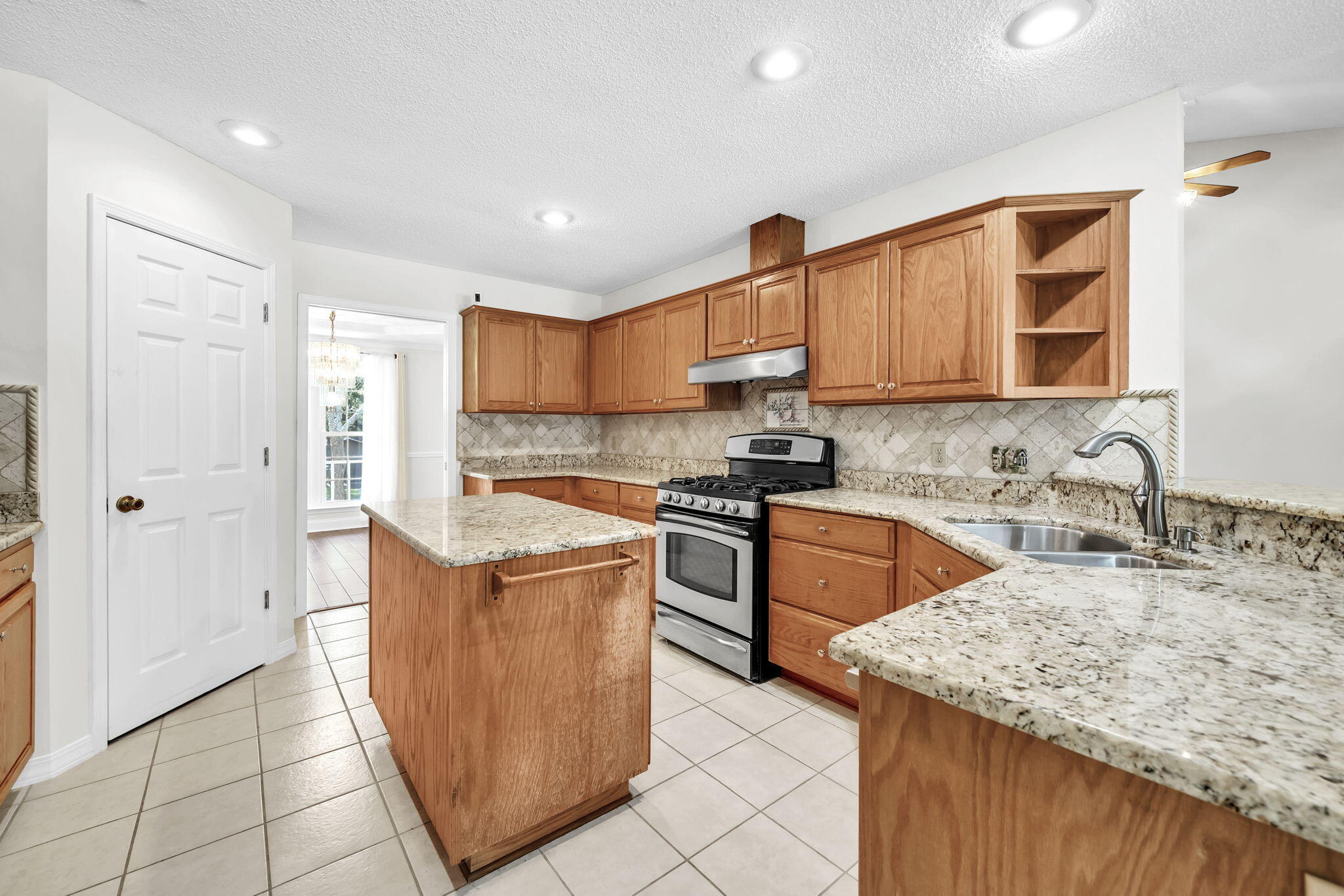 EDGEWATER VILLAGE - Residential