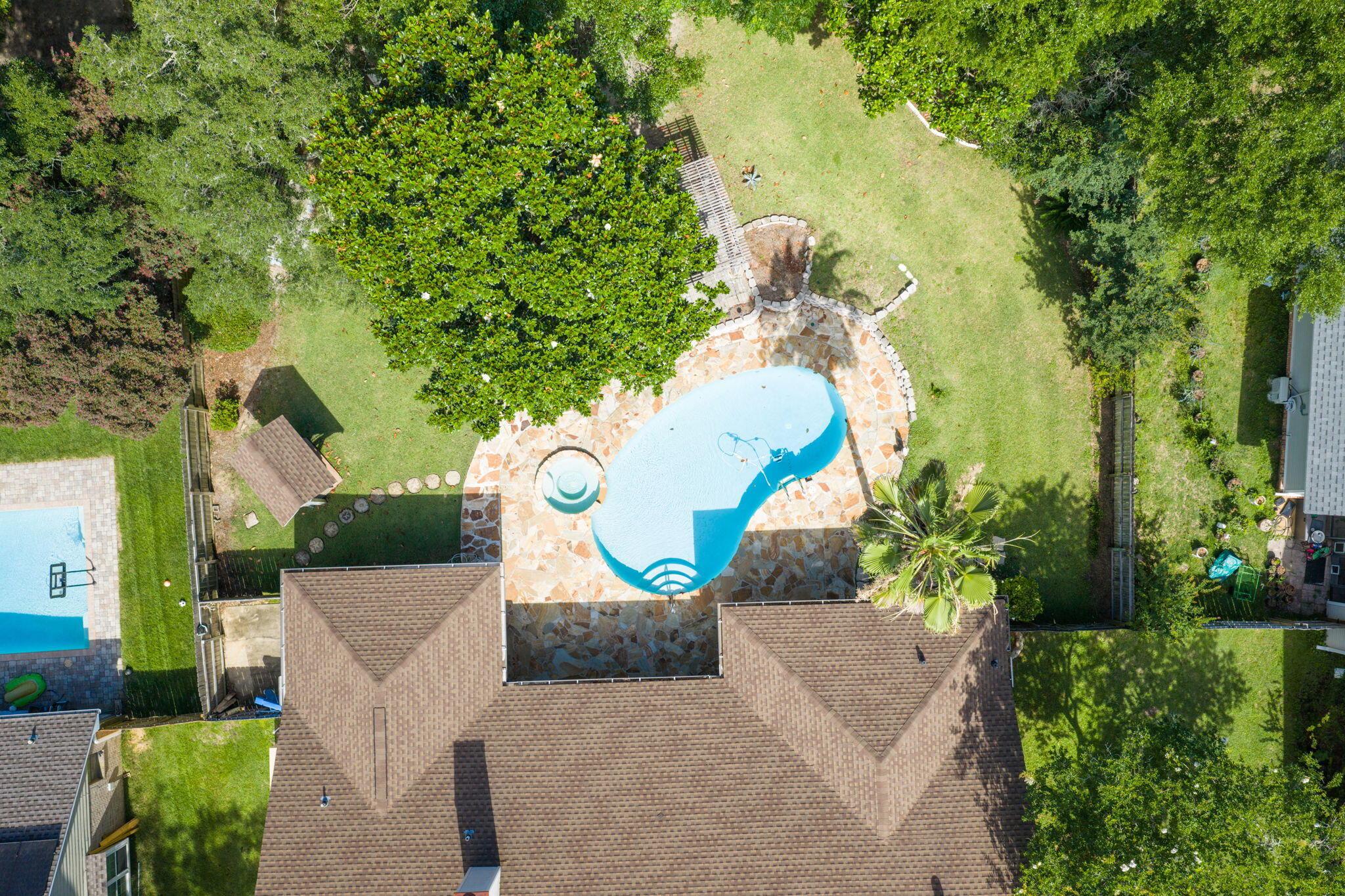 EDGEWATER VILLAGE - Residential