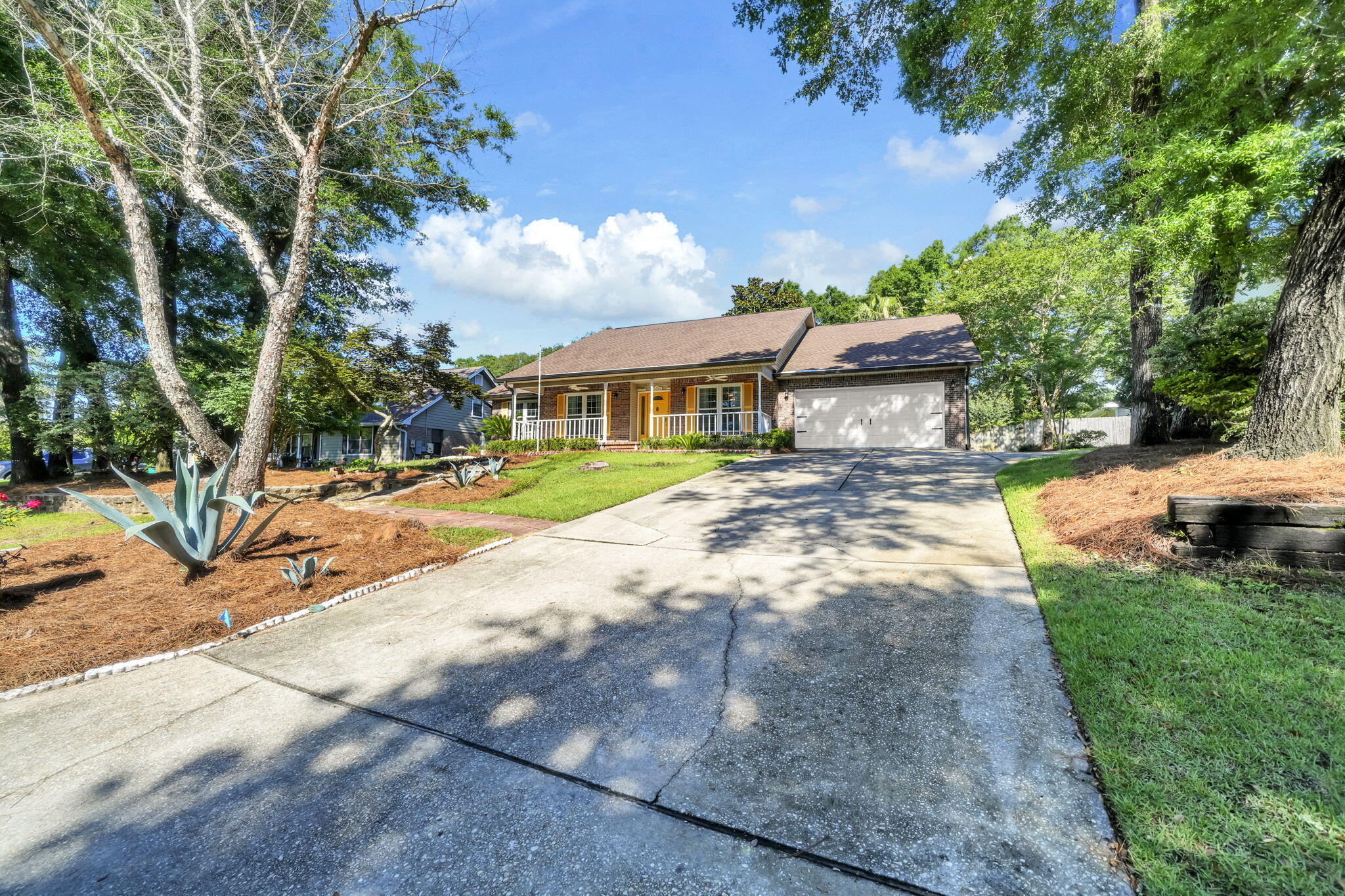 EDGEWATER VILLAGE - Residential