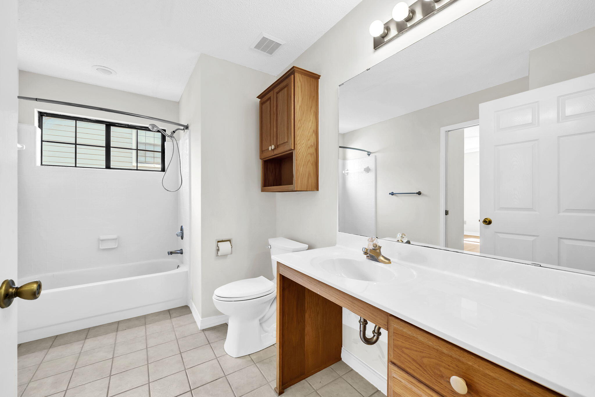 EDGEWATER VILLAGE - Residential
