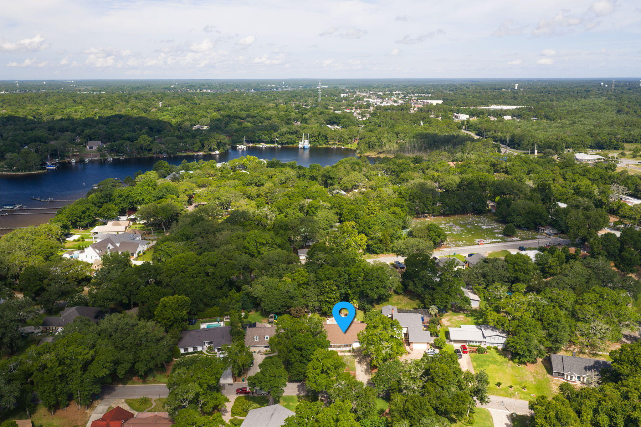 EDGEWATER VILLAGE - Residential