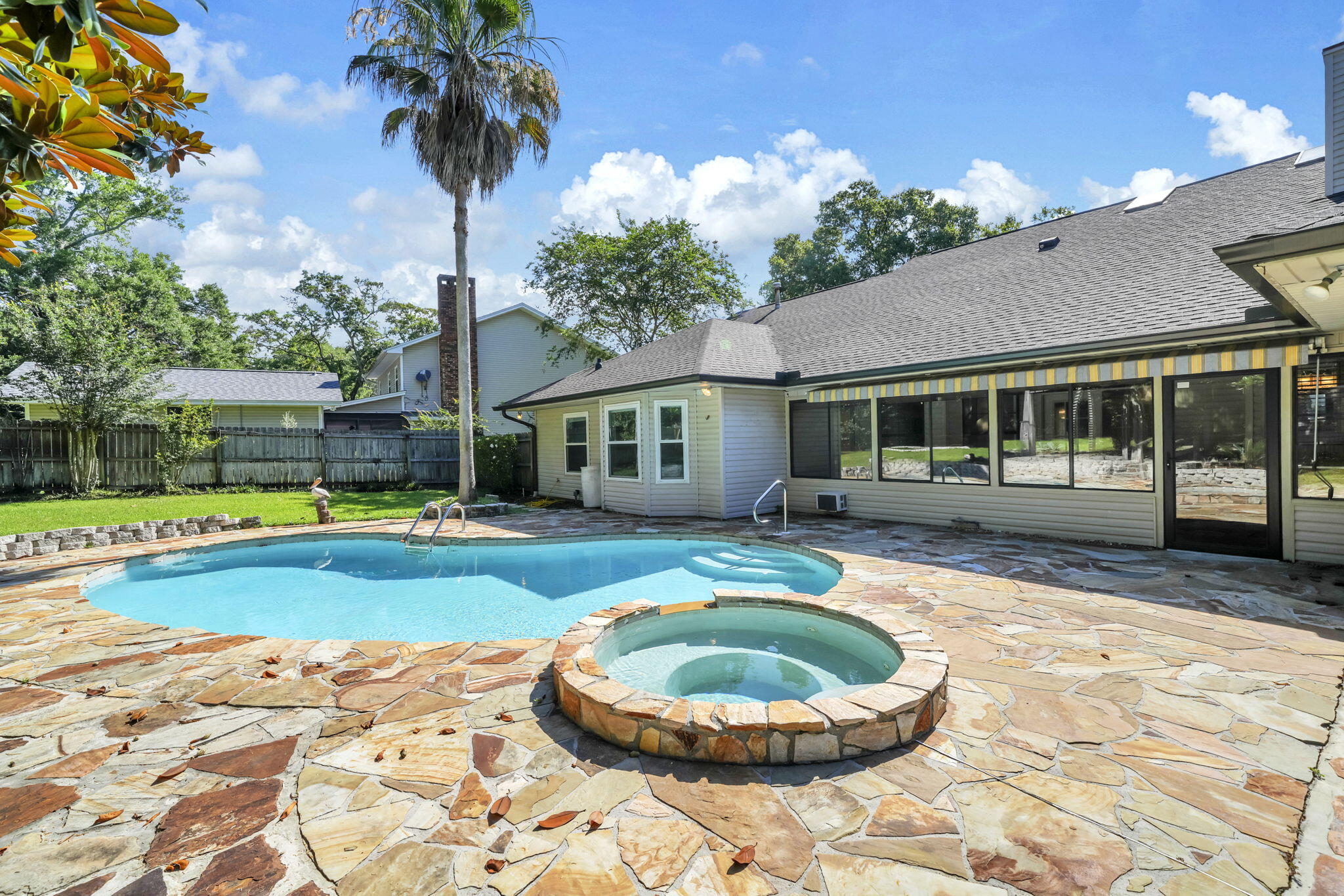EDGEWATER VILLAGE - Residential