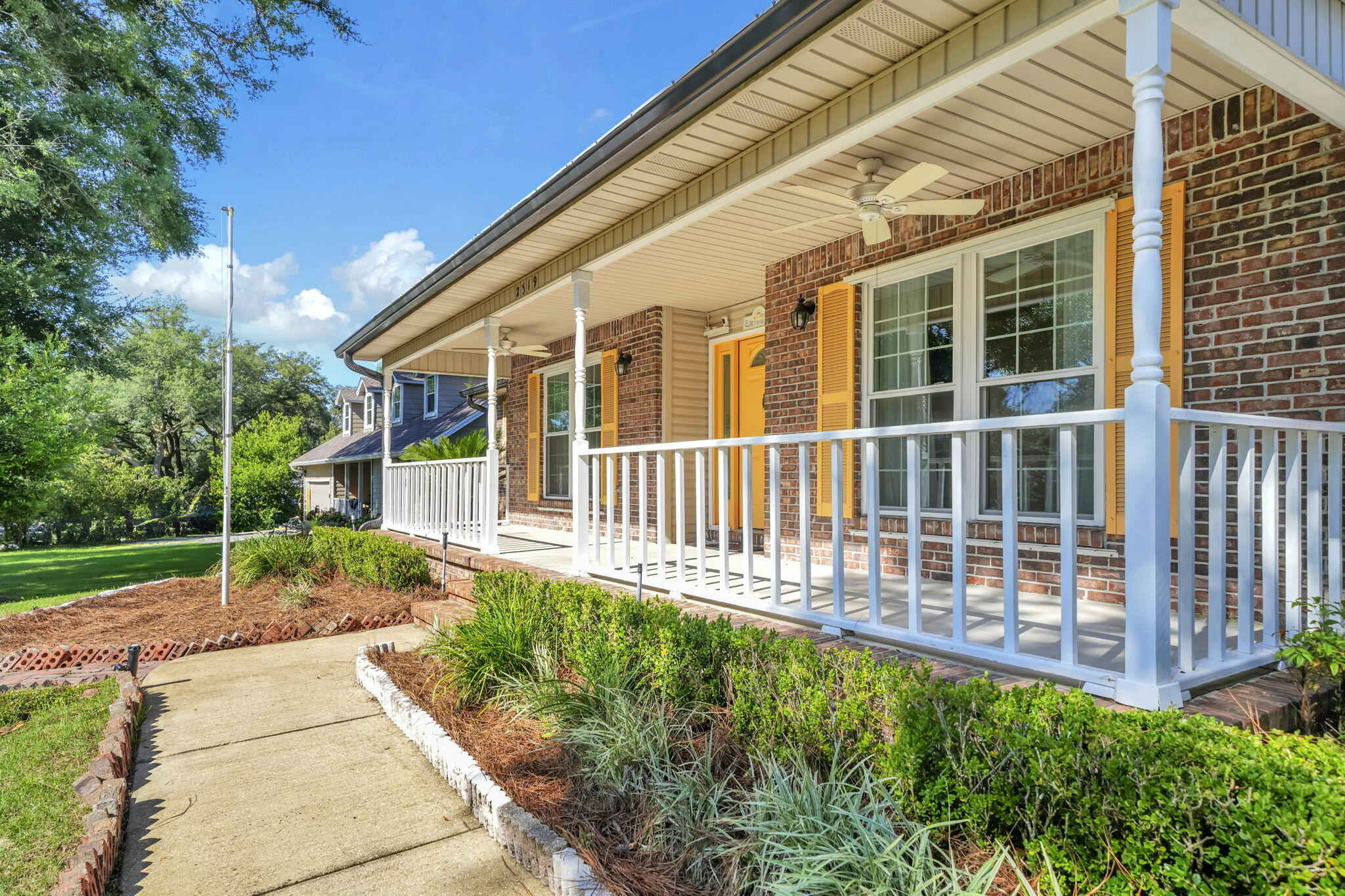 EDGEWATER VILLAGE - Residential