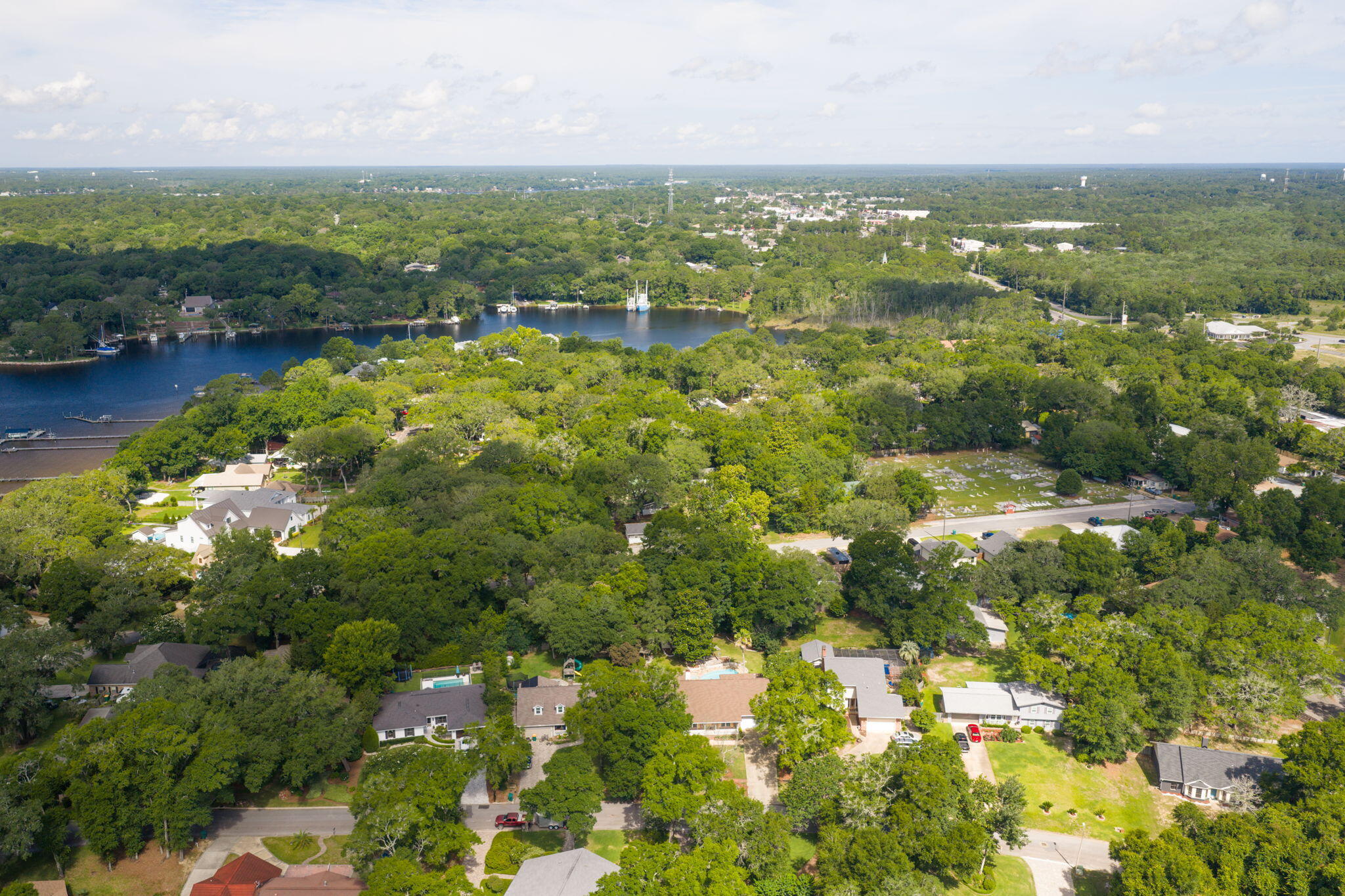 EDGEWATER VILLAGE - Residential