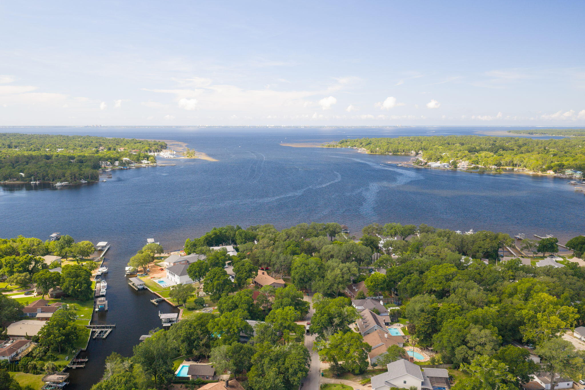 EDGEWATER VILLAGE - Residential