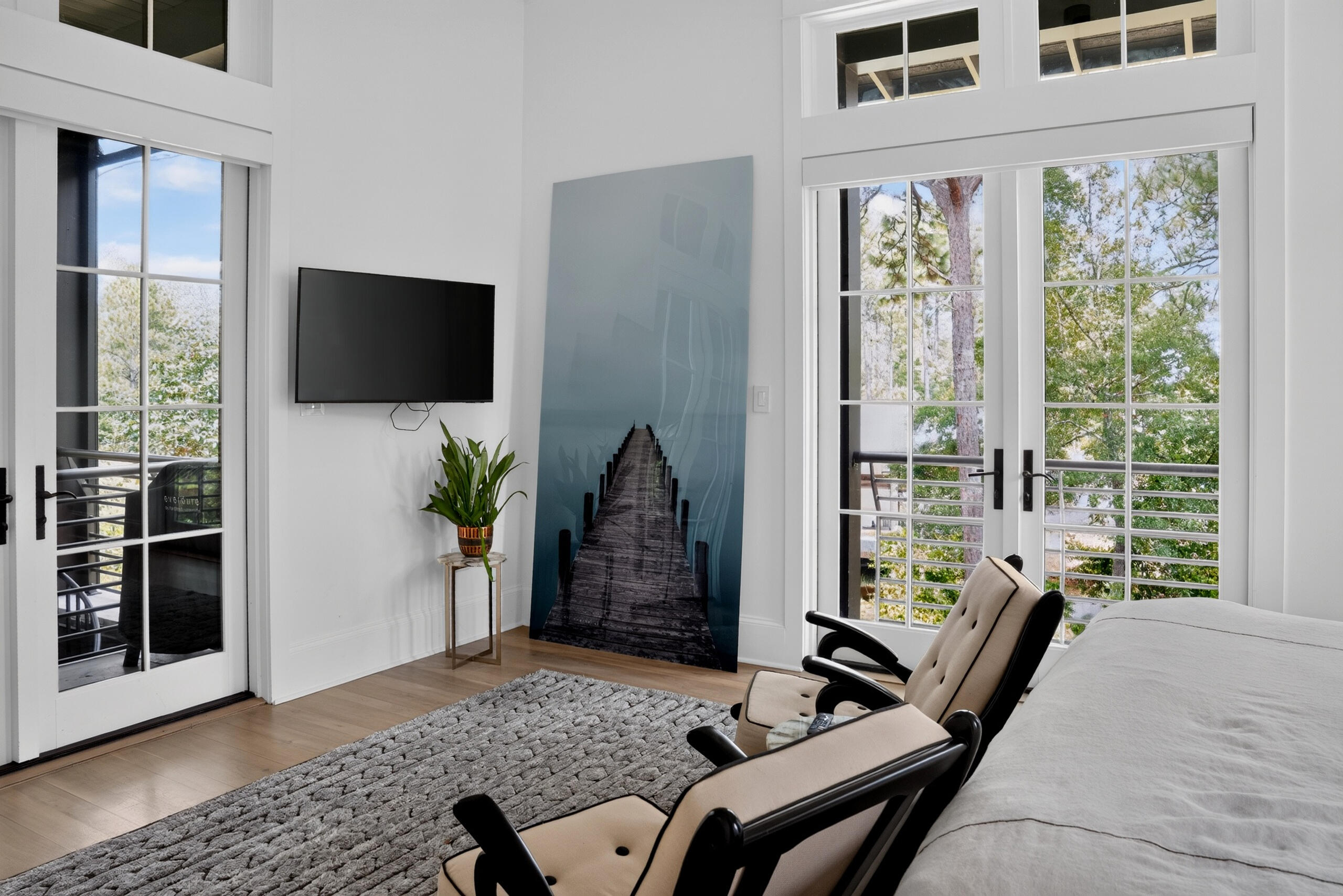 MAGNOLIA BEACH - Residential