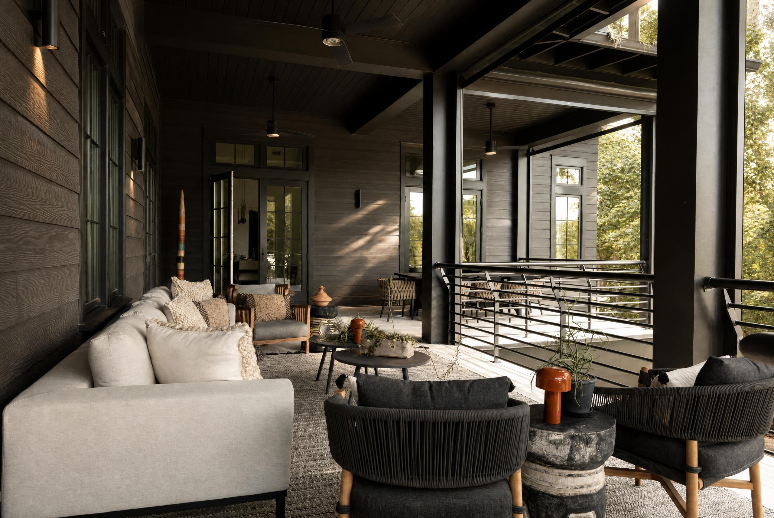 MAGNOLIA BEACH - Residential