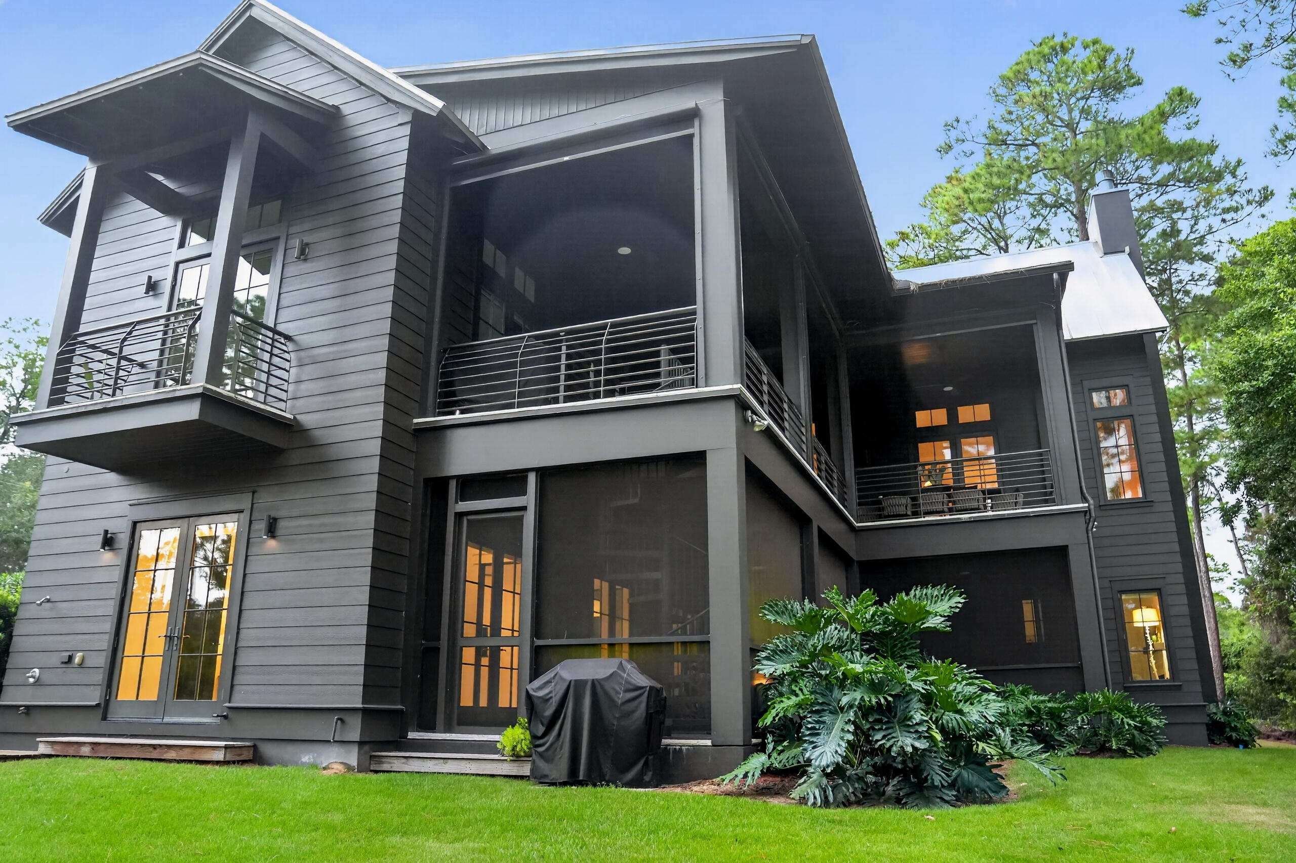 MAGNOLIA BEACH - Residential