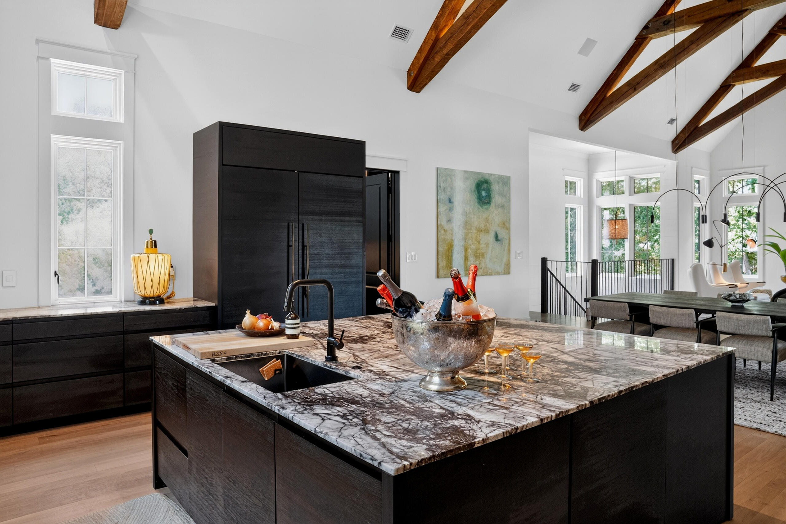 MAGNOLIA BEACH - Residential