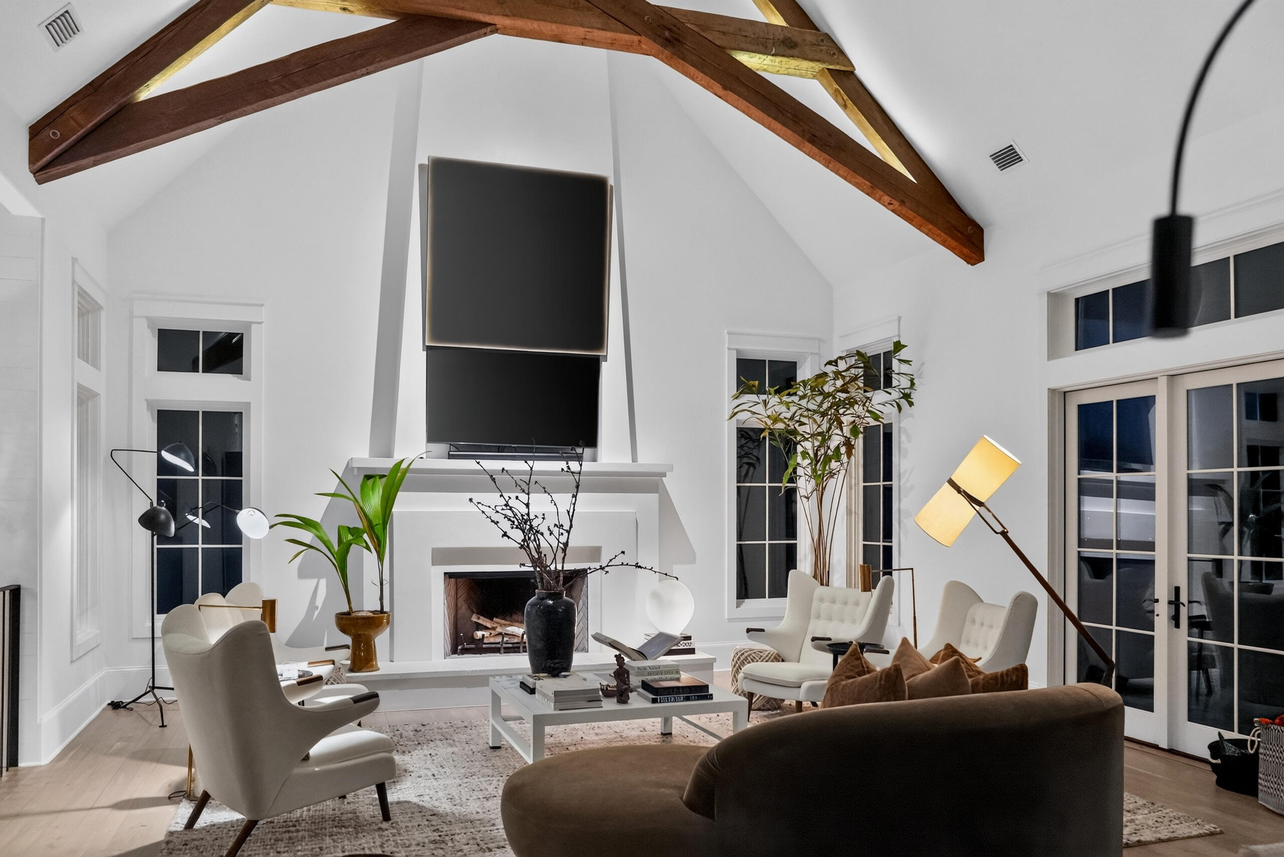 MAGNOLIA BEACH - Residential