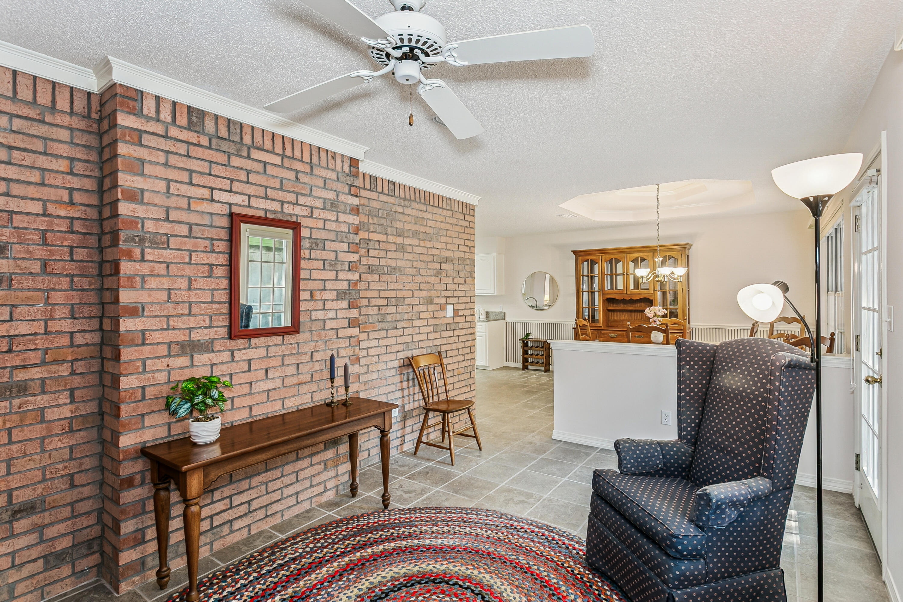 EMERALD BREEZE ESTATES - Residential
