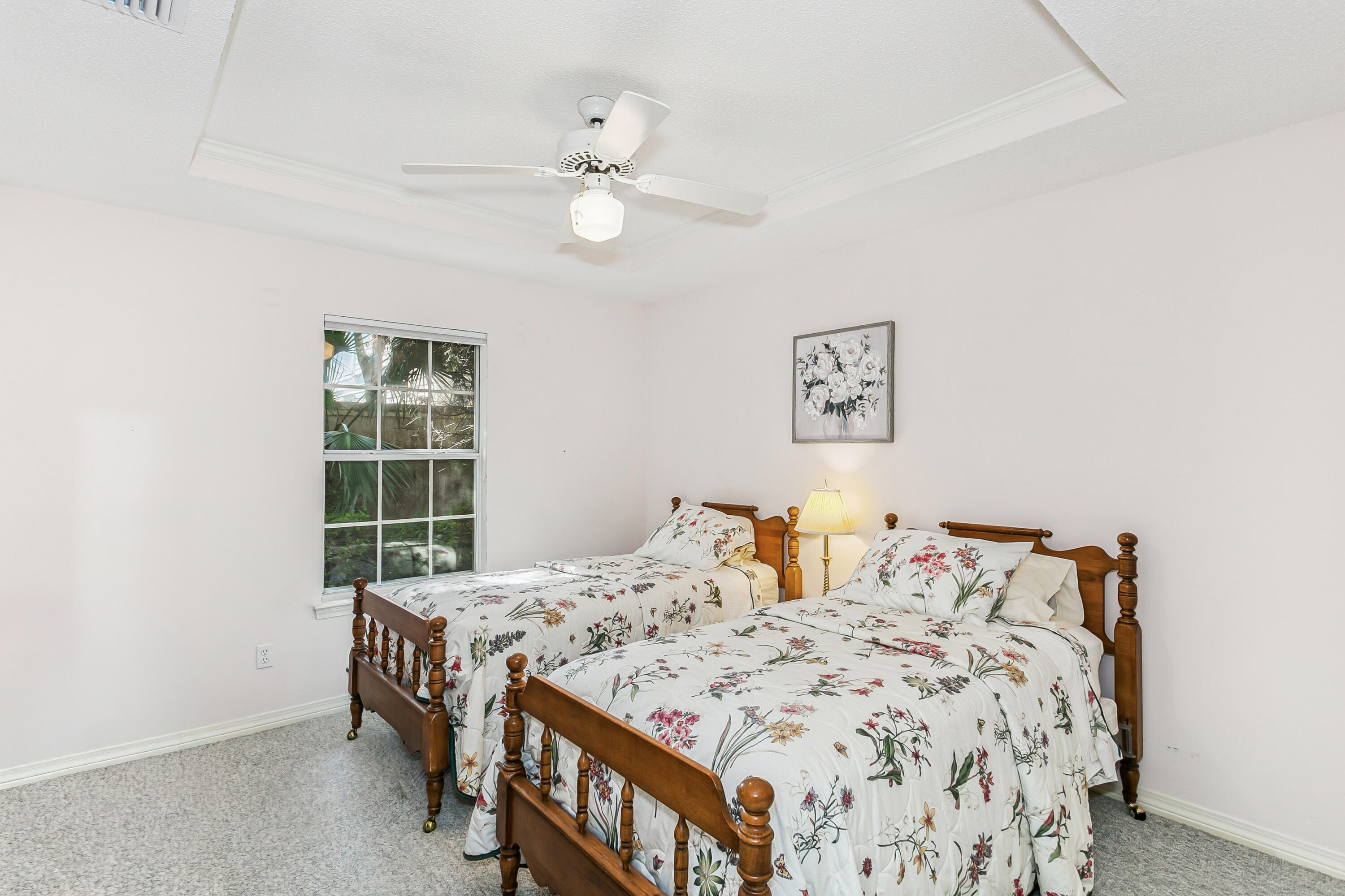 EMERALD BREEZE ESTATES - Residential