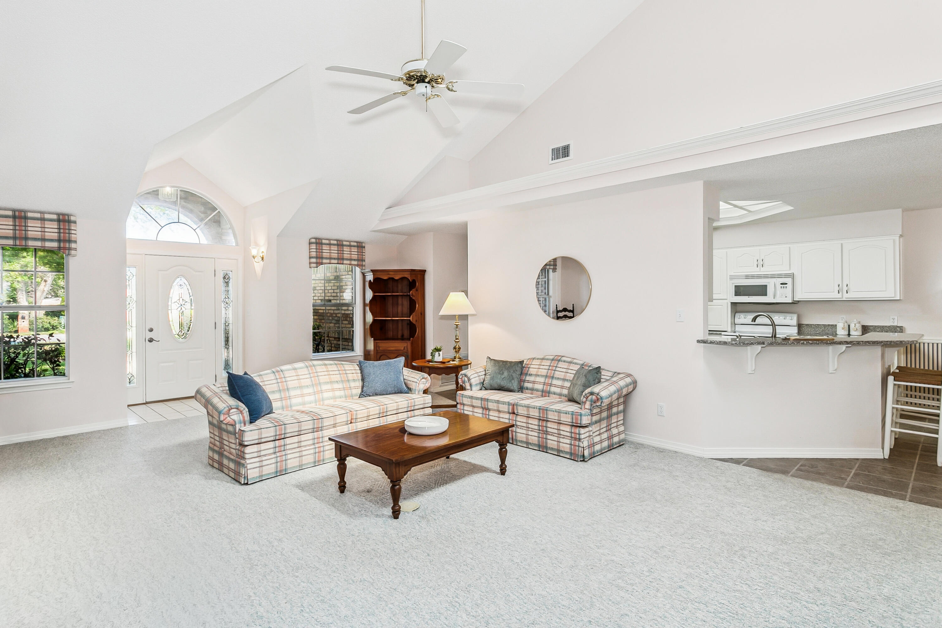 EMERALD BREEZE ESTATES - Residential