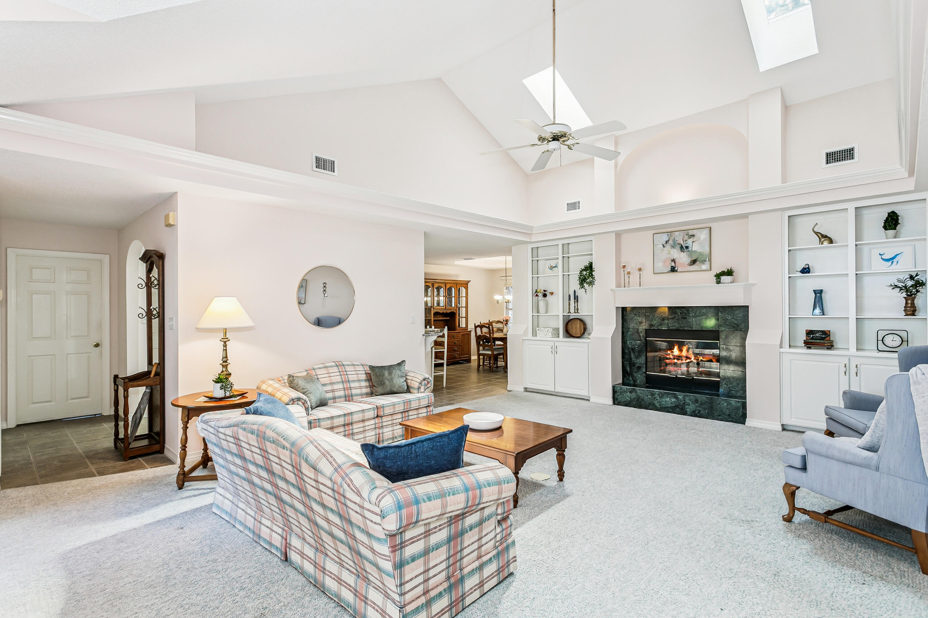 EMERALD BREEZE ESTATES - Residential