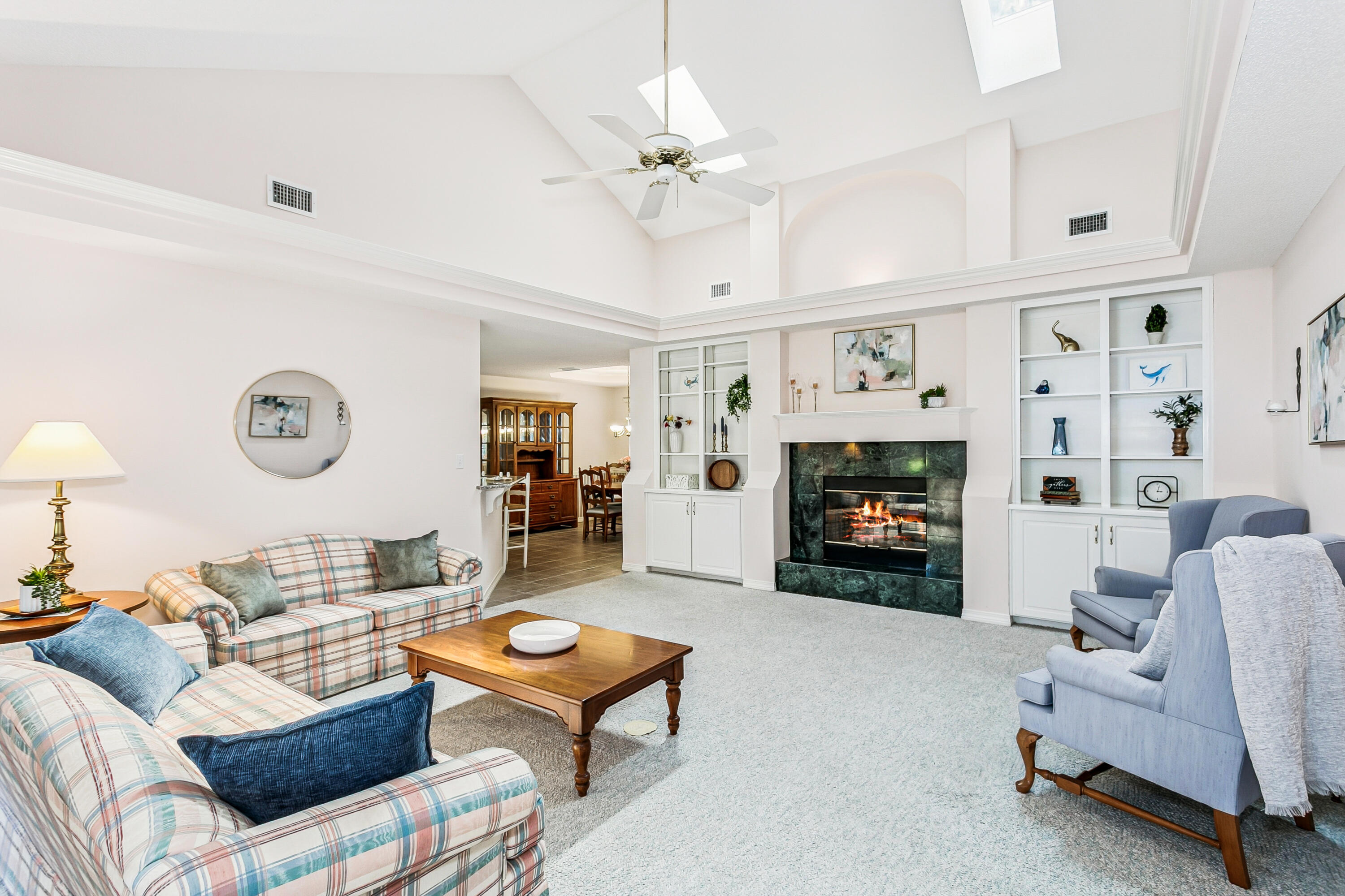 EMERALD BREEZE ESTATES - Residential
