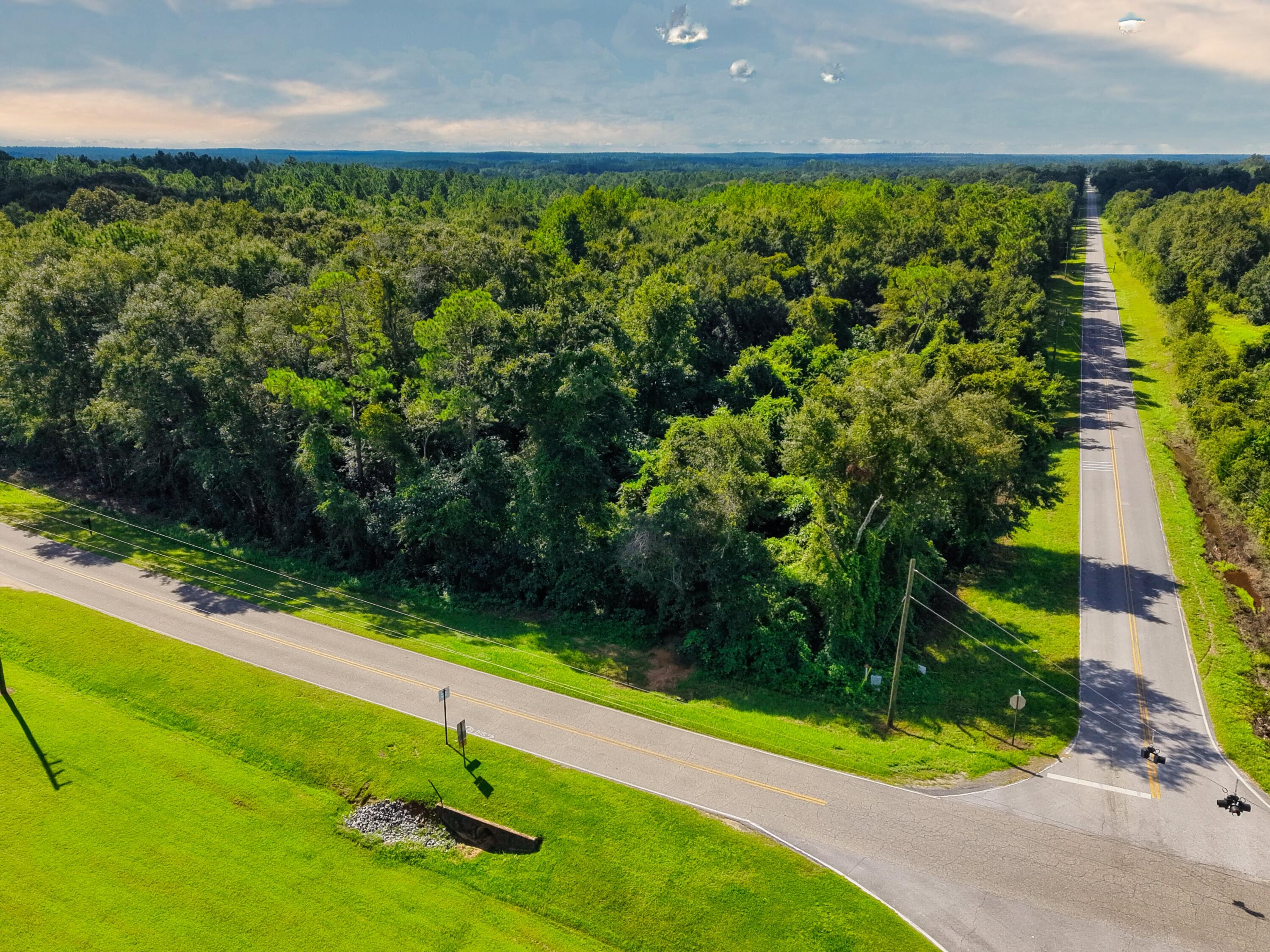 LAUREL HILL - Land