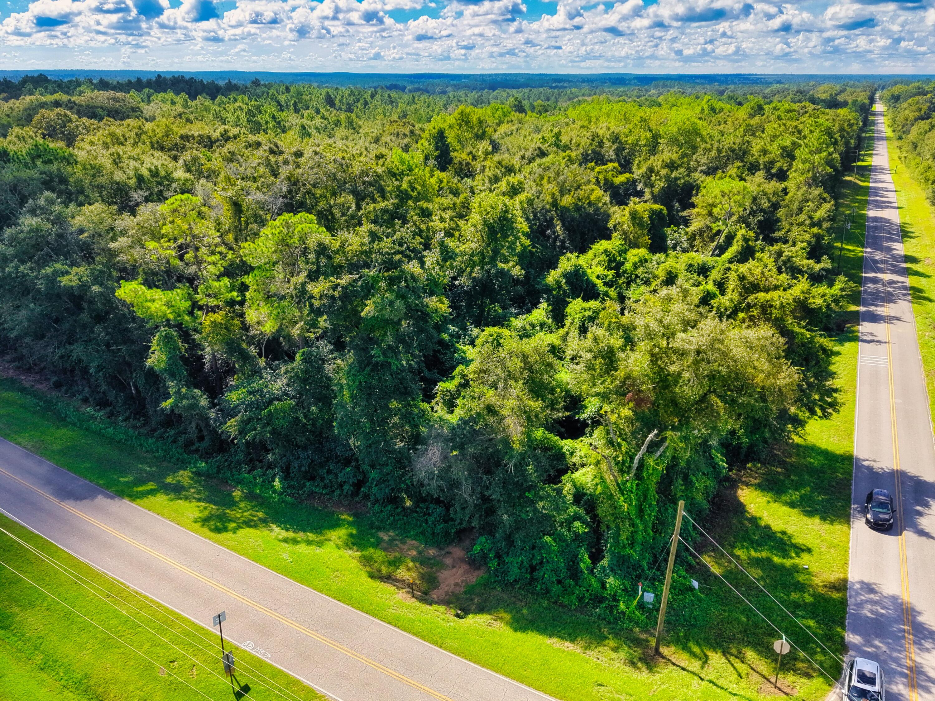 LAUREL HILL - Land