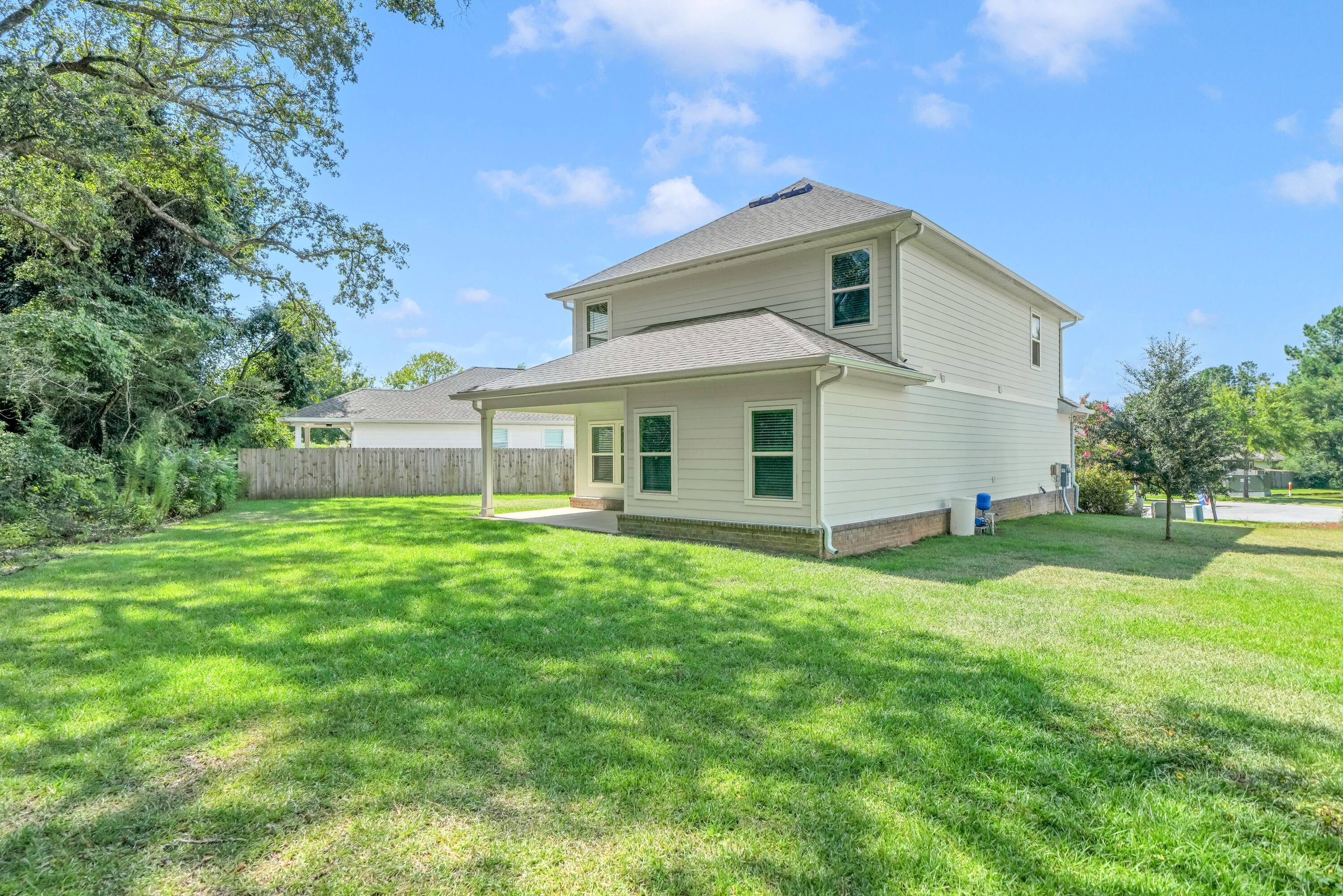 LAGRANGE LANDING - Residential