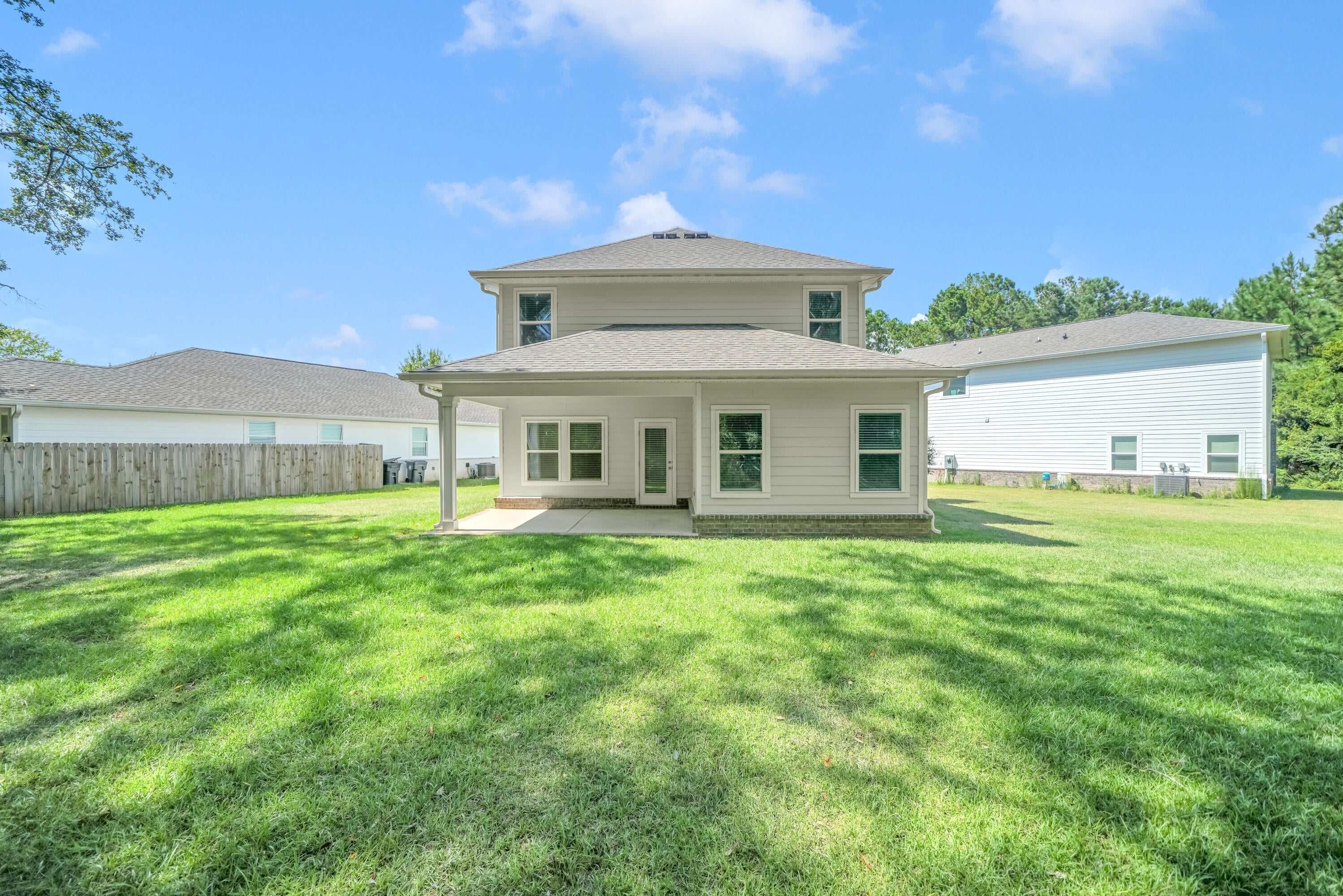 LAGRANGE LANDING - Residential