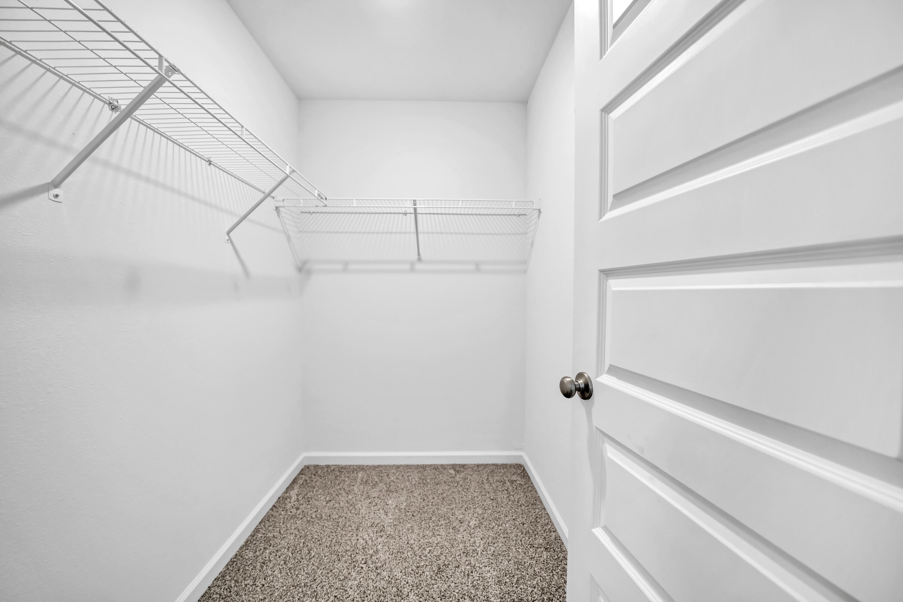 LAGRANGE LANDING - Residential