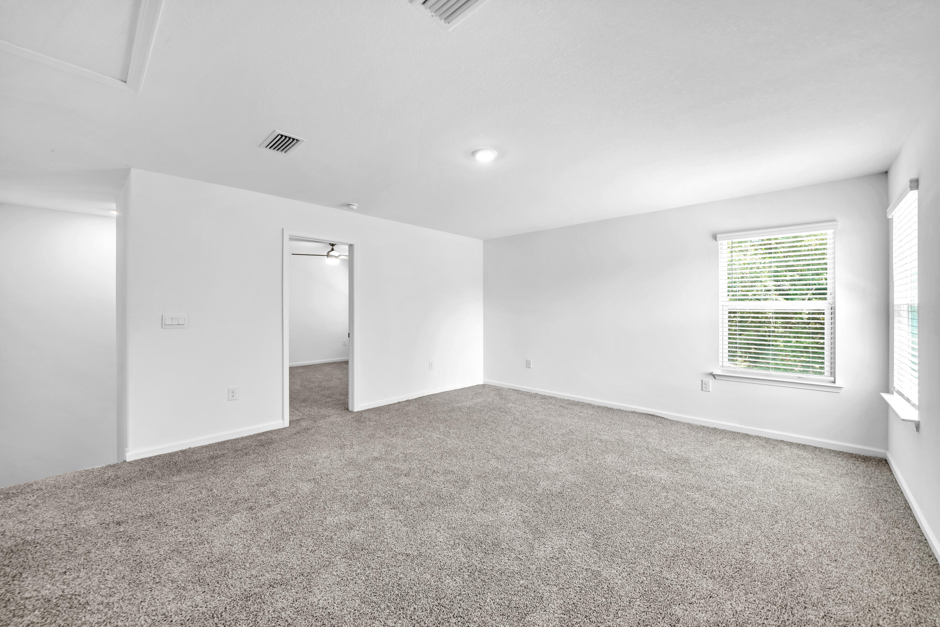 LAGRANGE LANDING - Residential