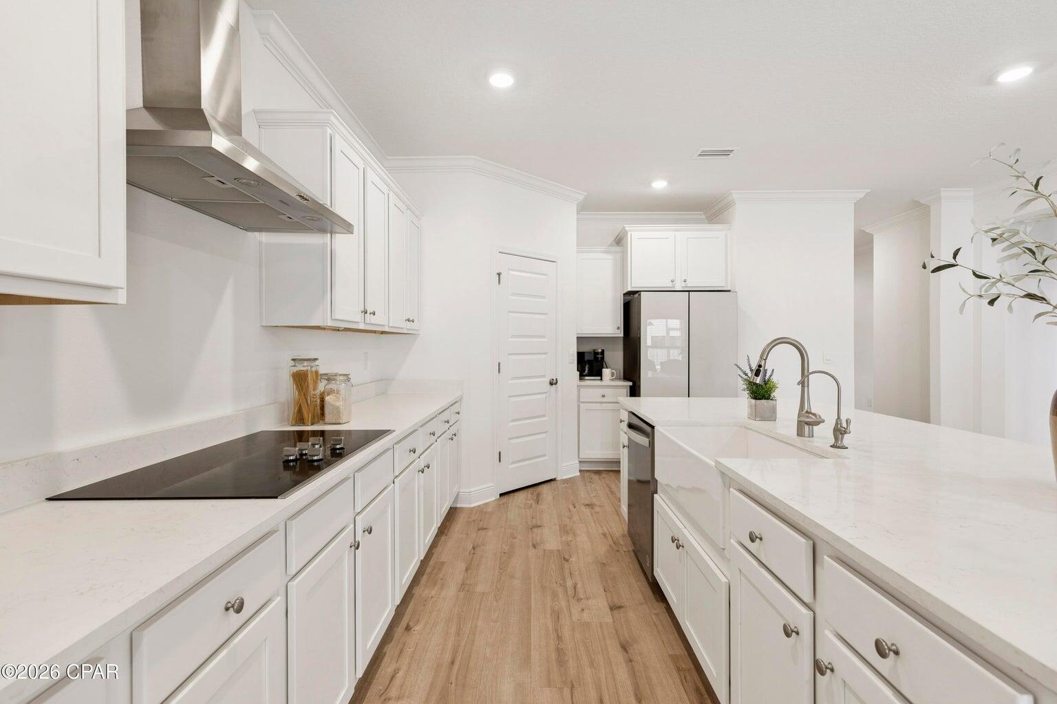 TIERRA VERDE - Residential