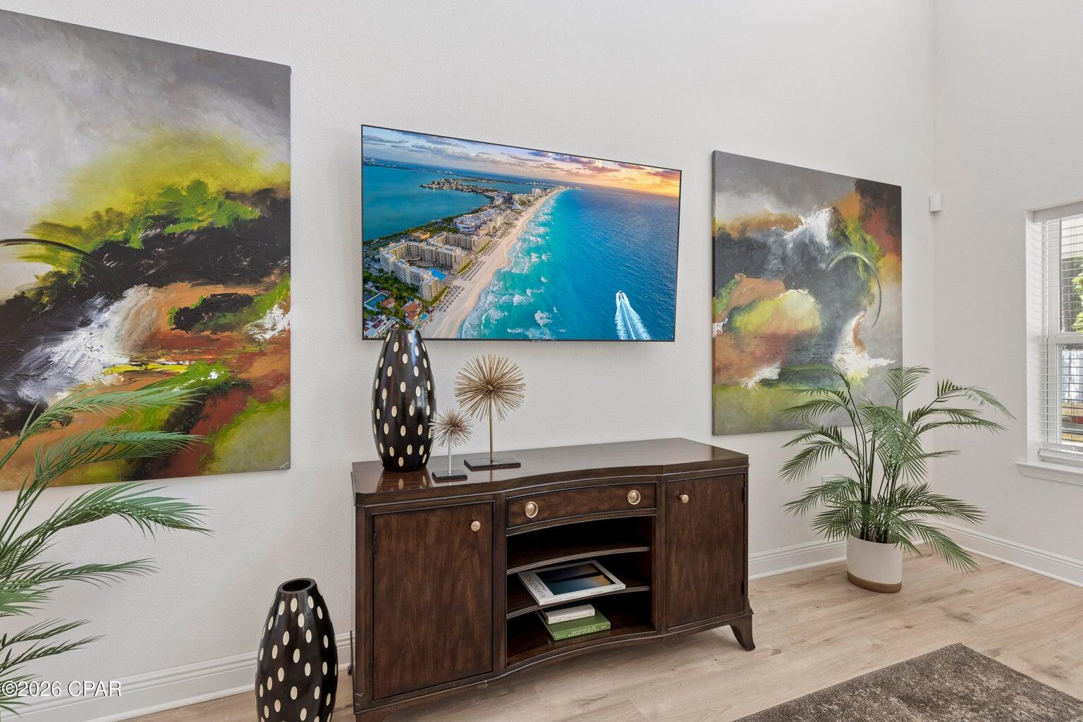 TIERRA VERDE - Residential