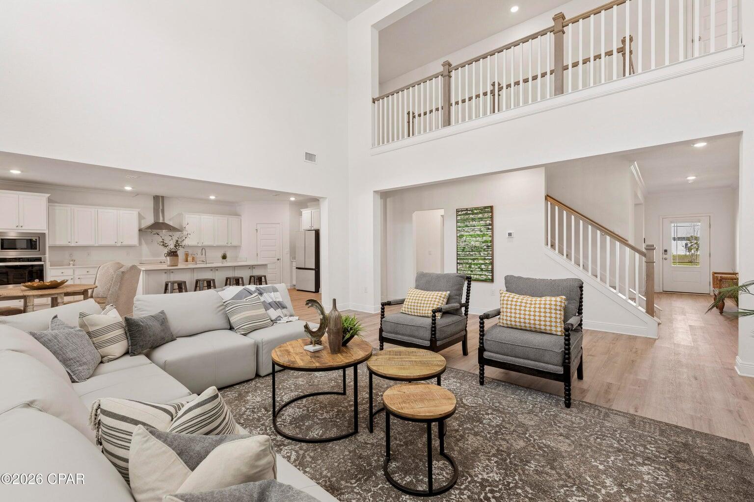 TIERRA VERDE - Residential