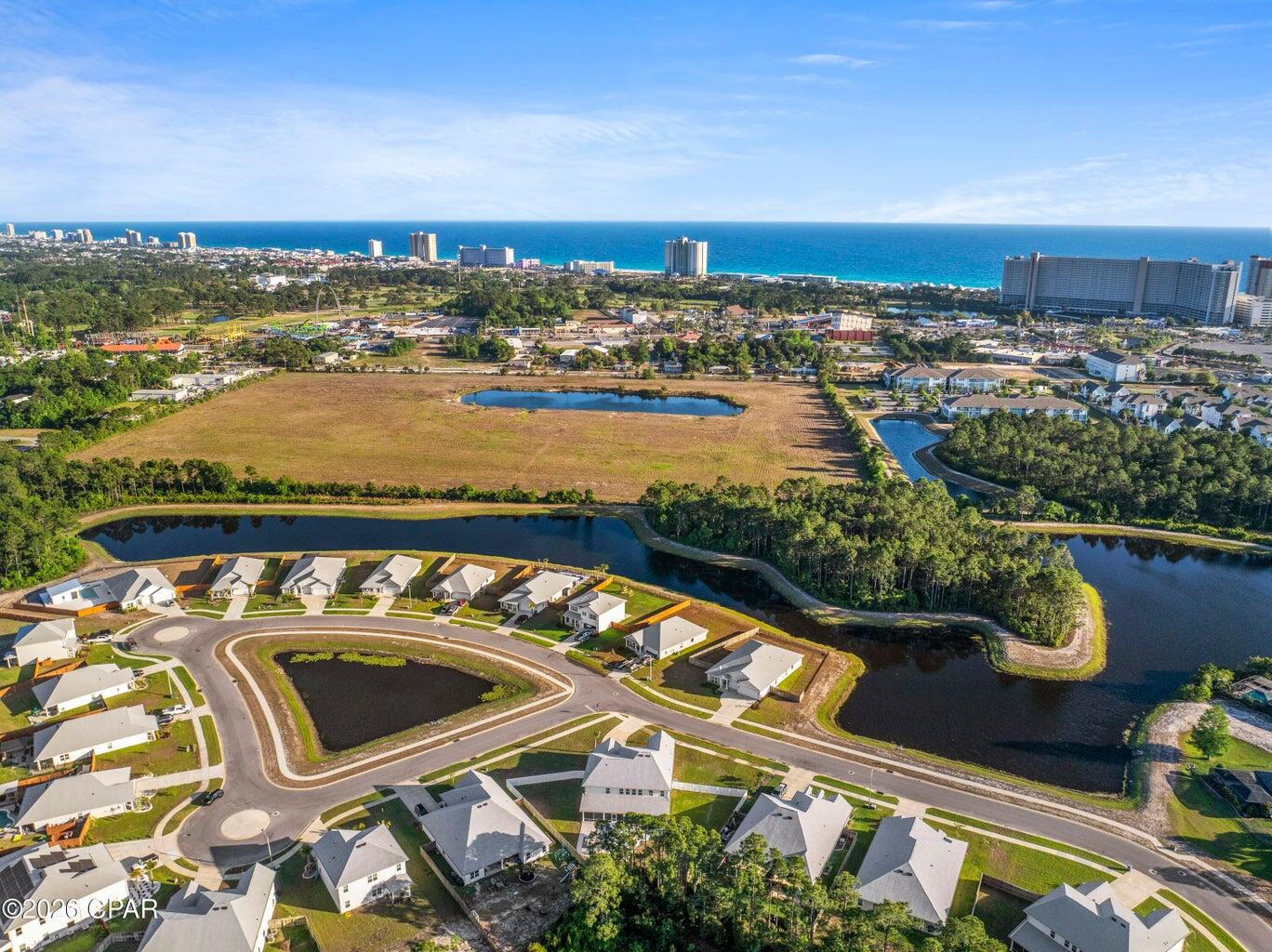 TIERRA VERDE - Residential