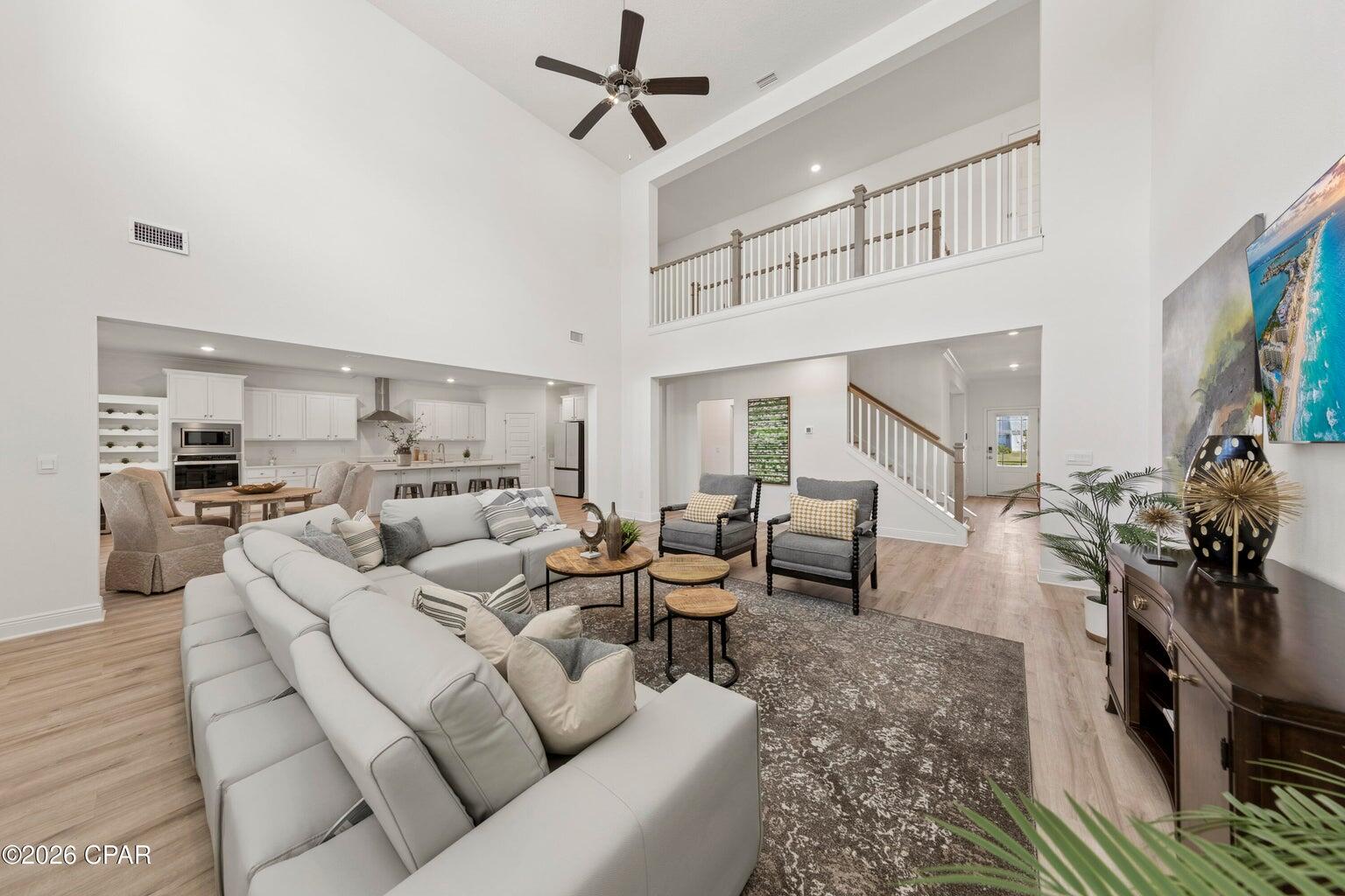 TIERRA VERDE - Residential