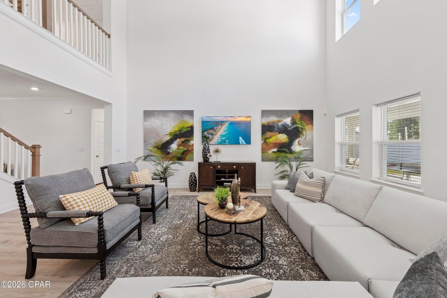 TIERRA VERDE - Residential