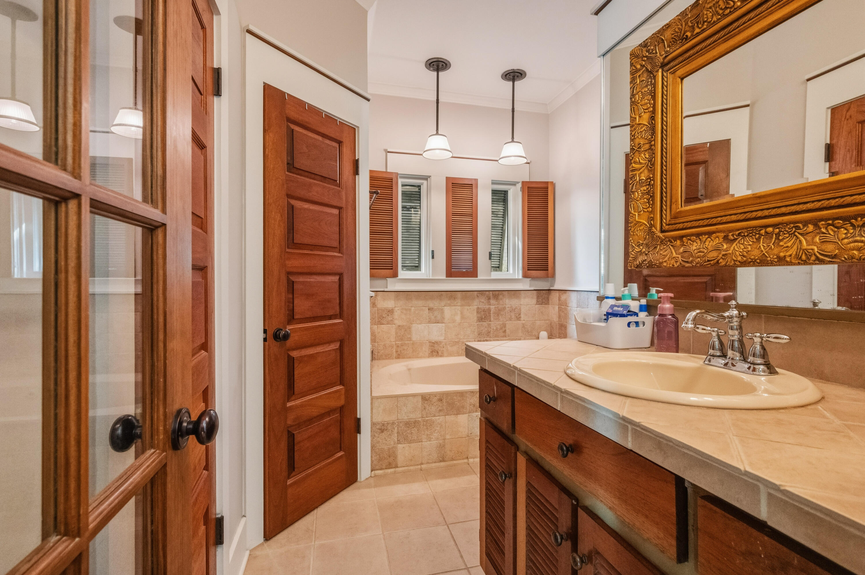 BLUEWATER BAY VILLAGE 1A - Residential