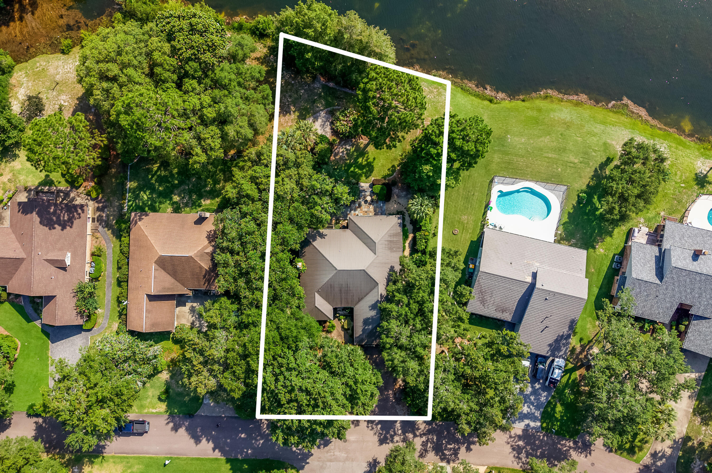 BLUEWATER BAY VILLAGE 1A - Residential