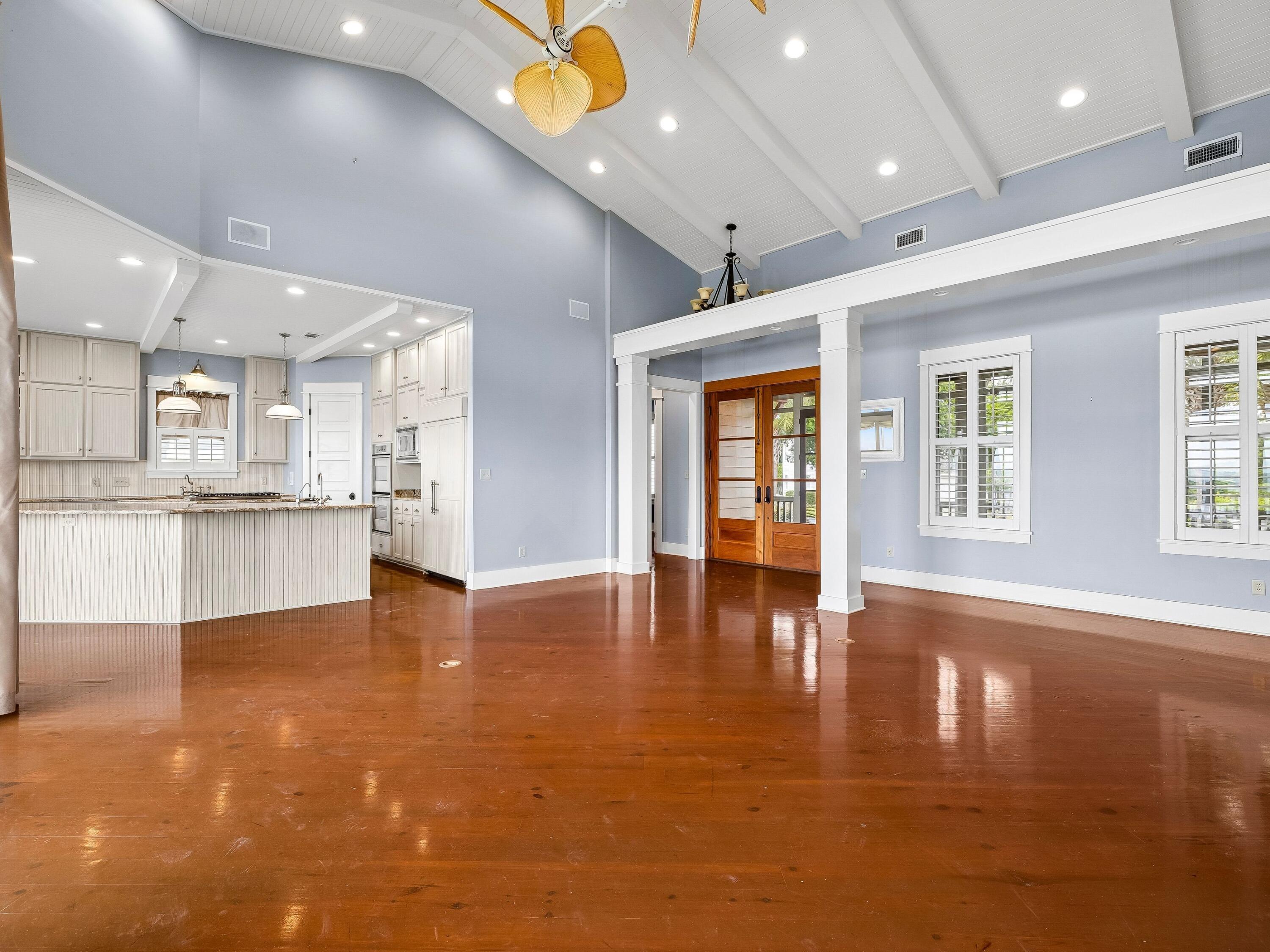 SANTA ROSA SHORES 1ST ADDN - Residential
