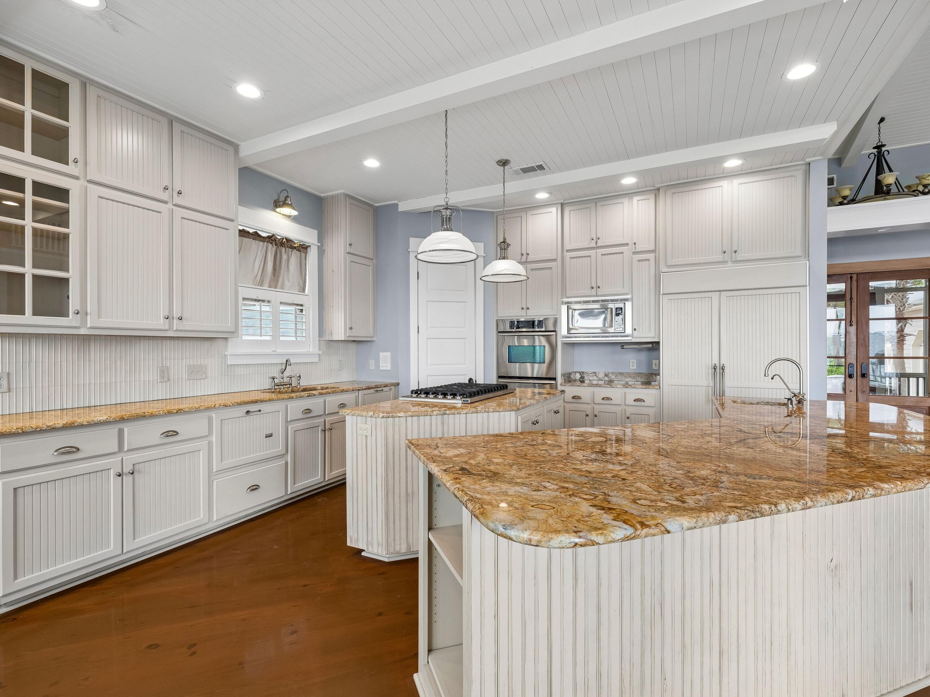 SANTA ROSA SHORES 1ST ADDN - Residential