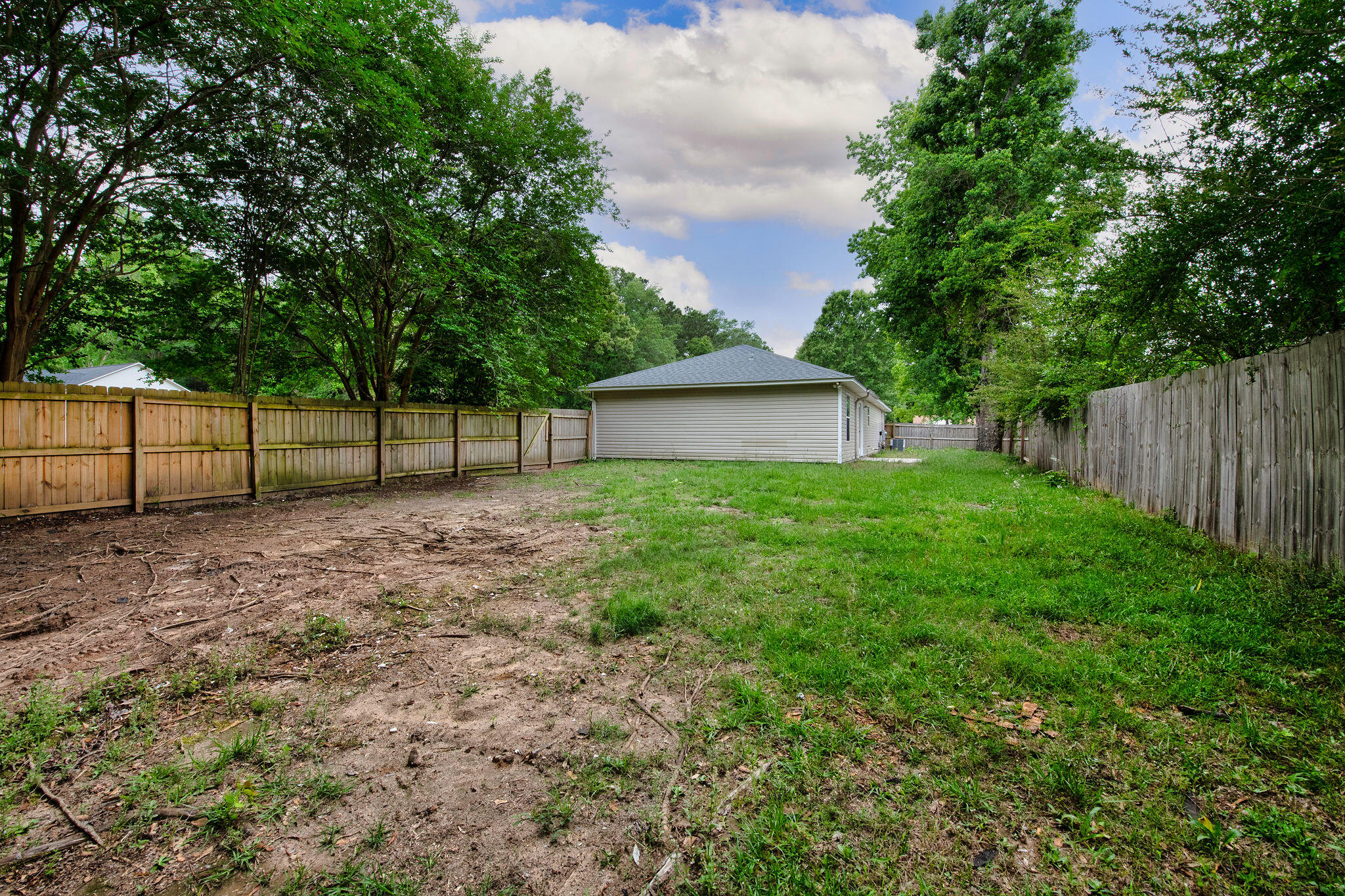 DOGWOOD ESTATES - Residential