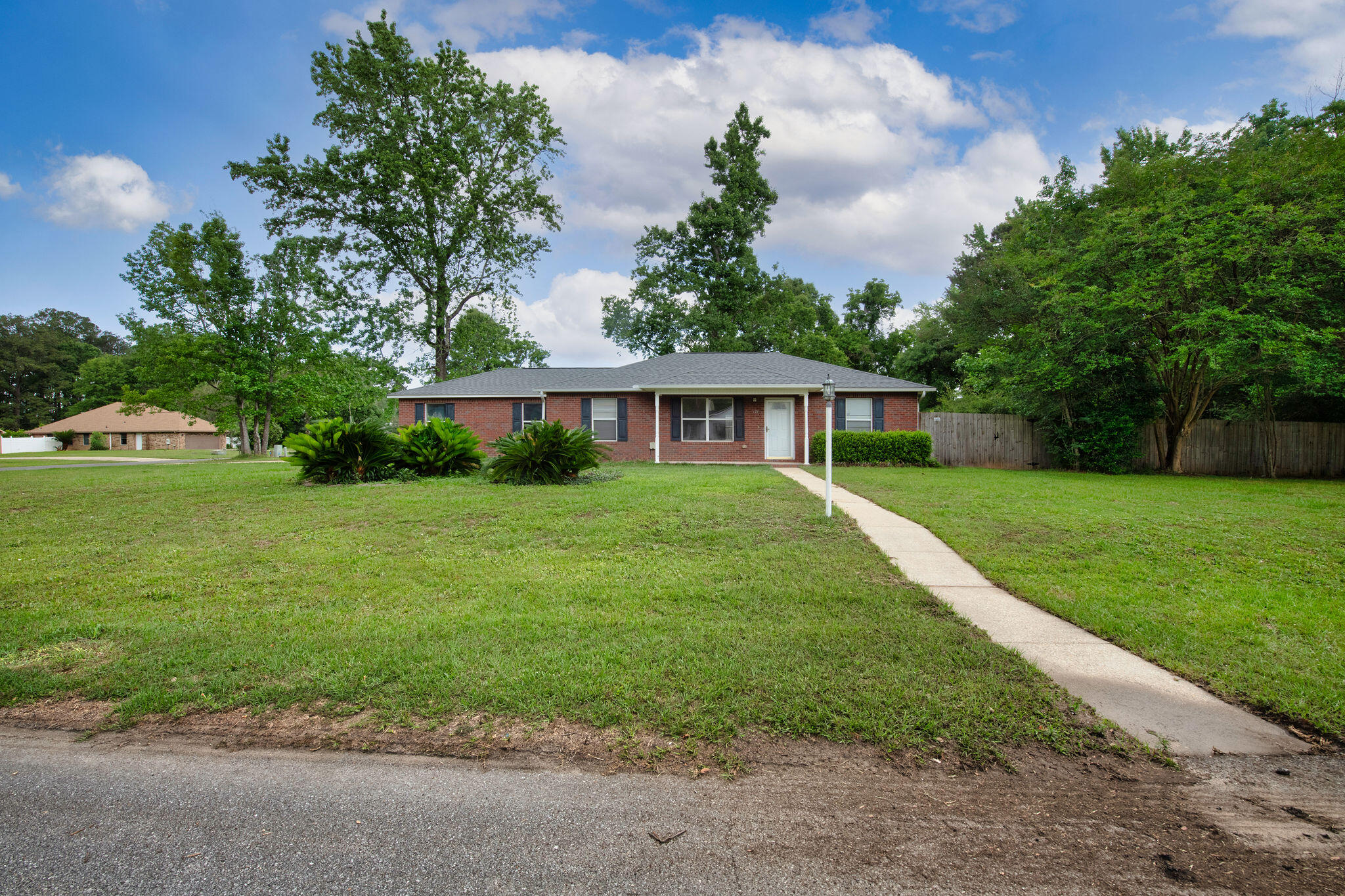 DOGWOOD ESTATES - Residential