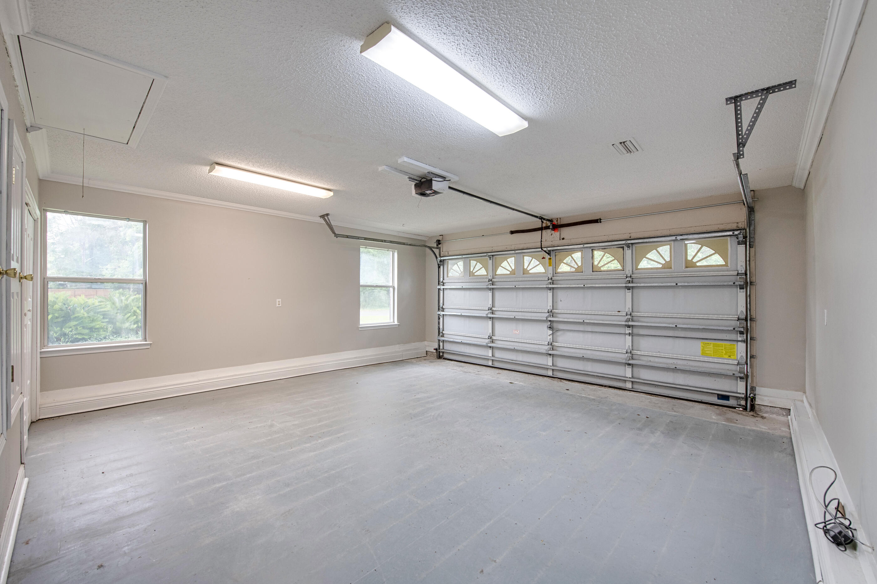 DOGWOOD ESTATES - Residential