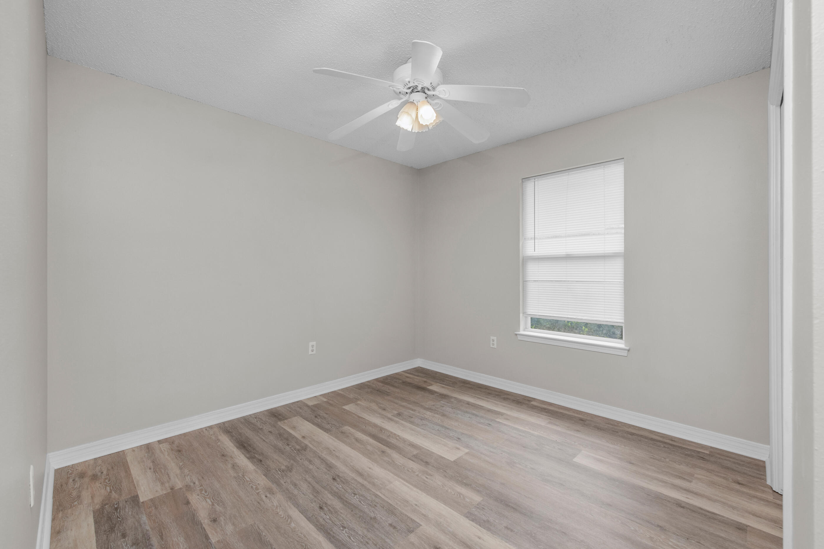DOGWOOD ESTATES - Residential