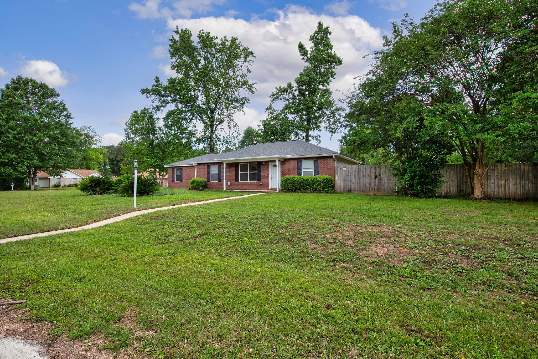 DOGWOOD ESTATES - Residential