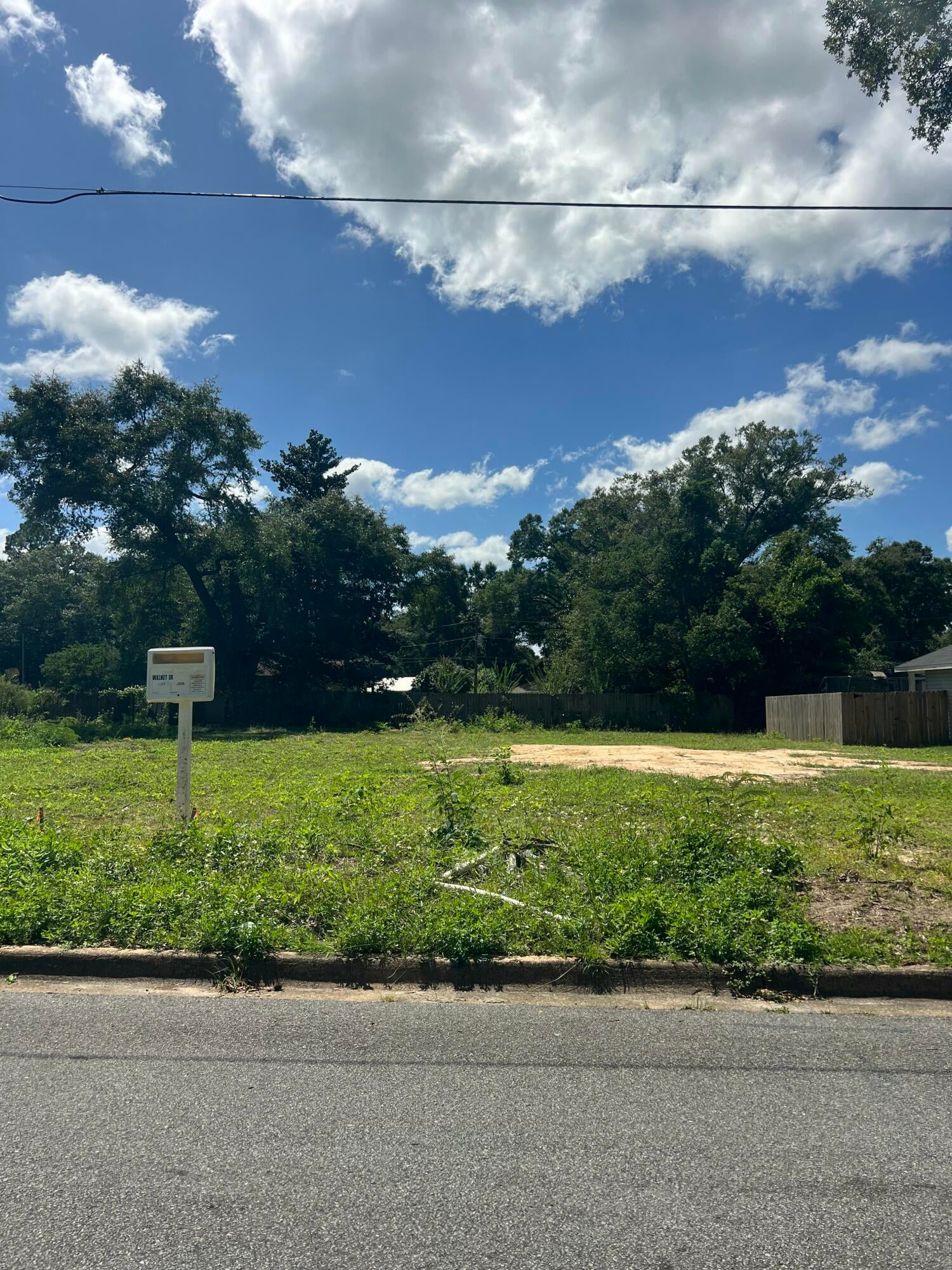 CRESTVIEW - Residential