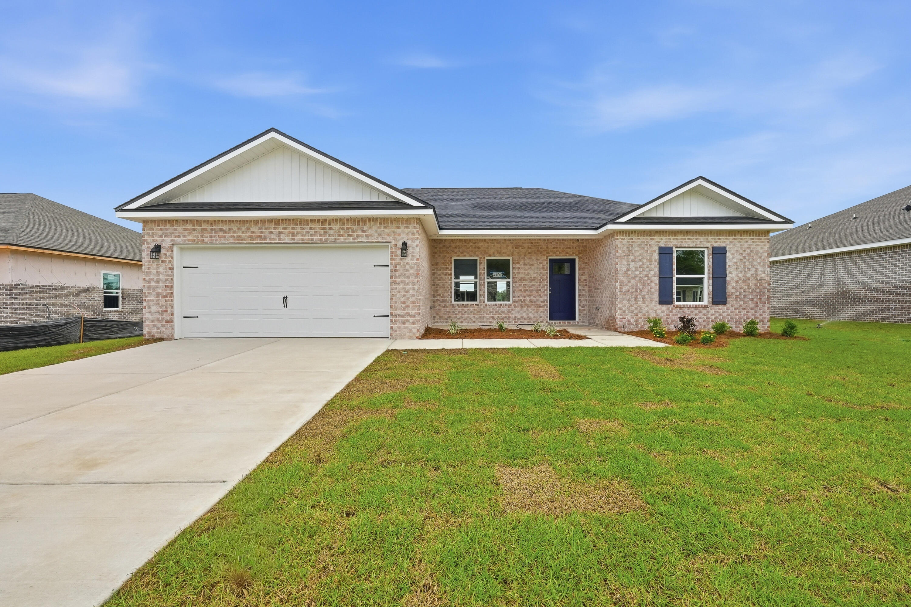 Southern Charm - Residential