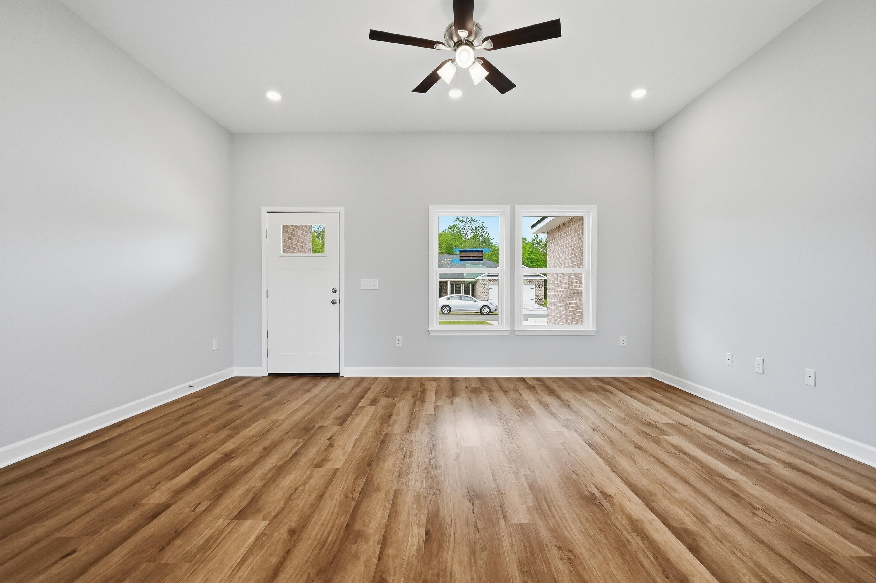 Southern Charm - Residential