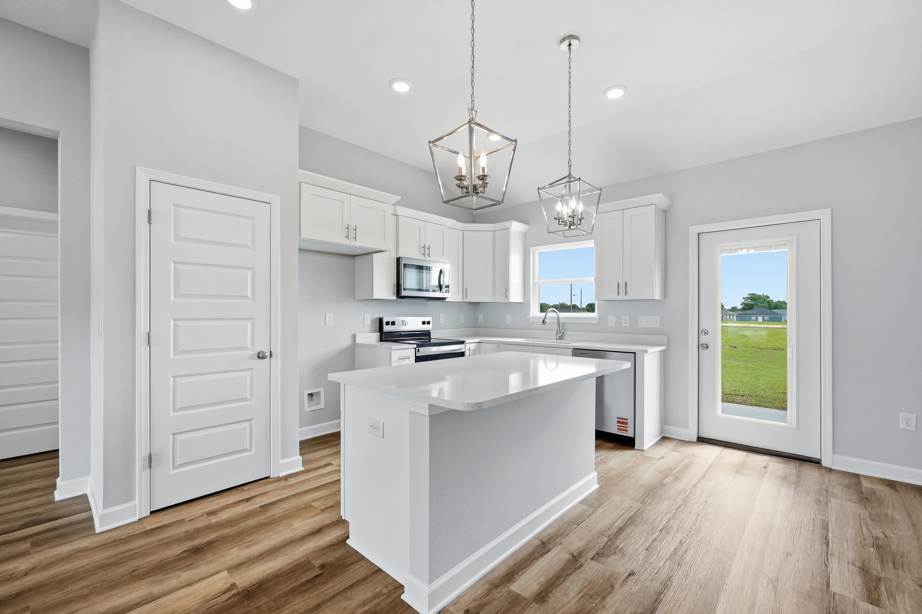 Southern Charm - Residential