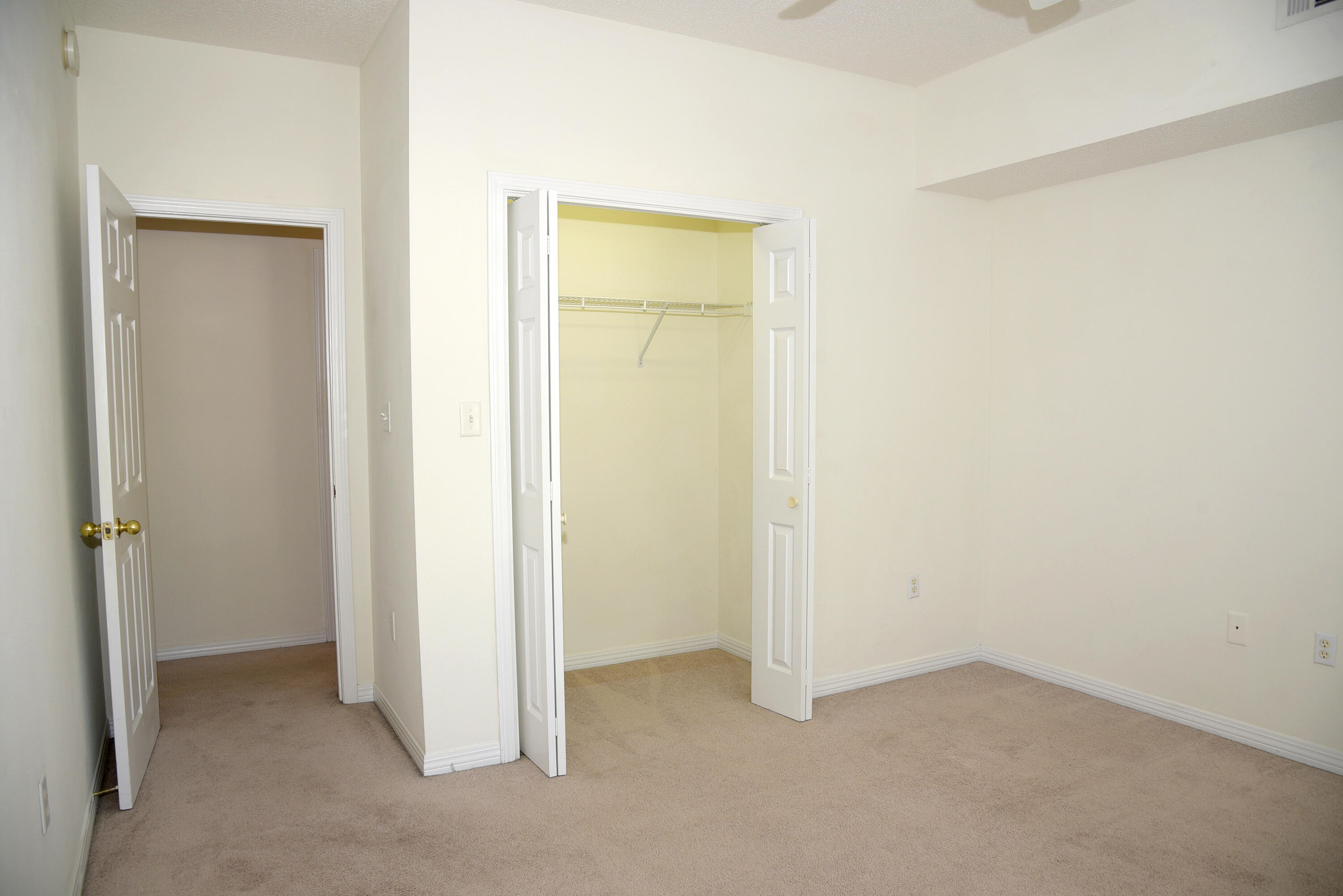 THE OAKS AT NICEVILLE - Residential Lease
