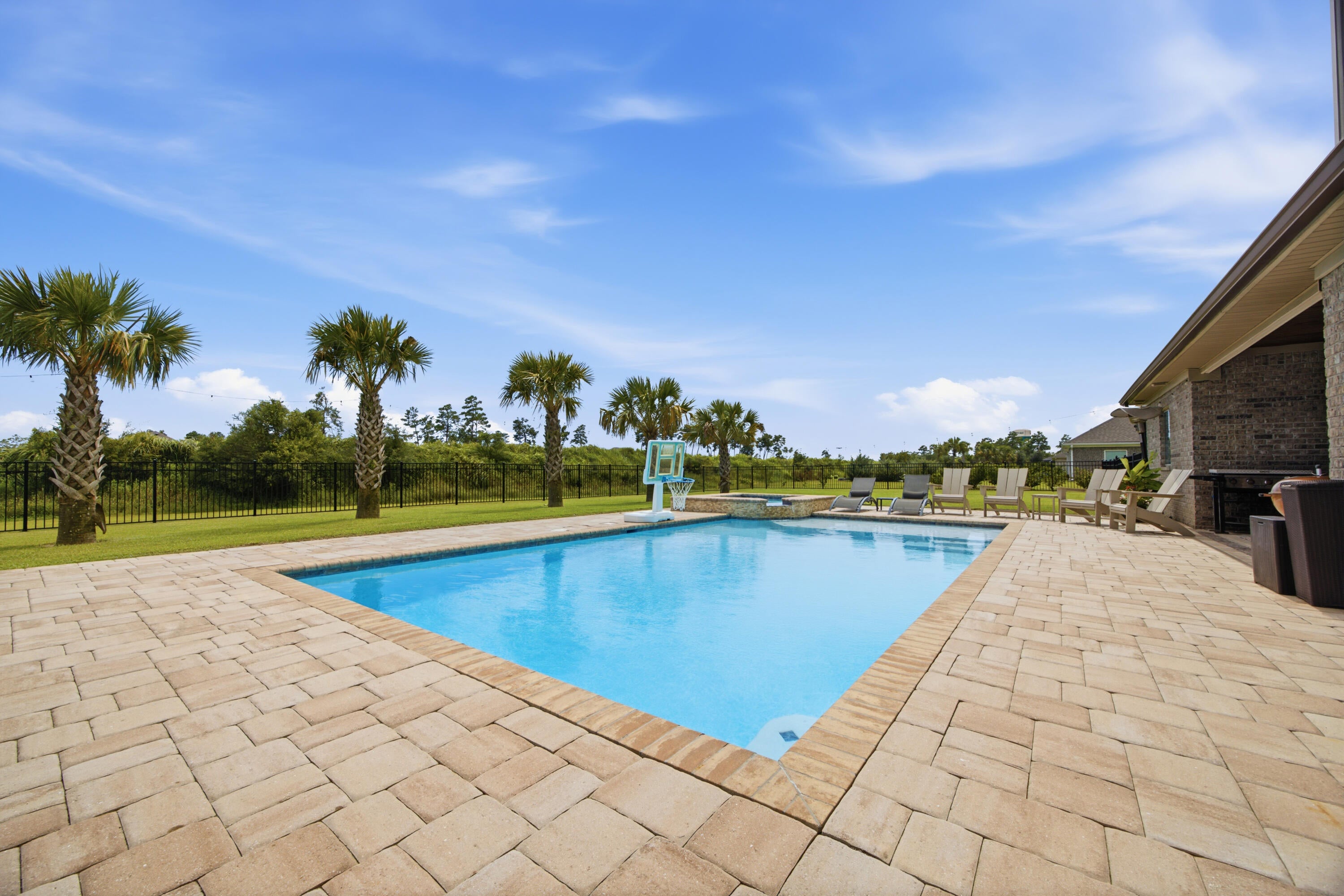 WINDSWEPT ESTATES - Residential